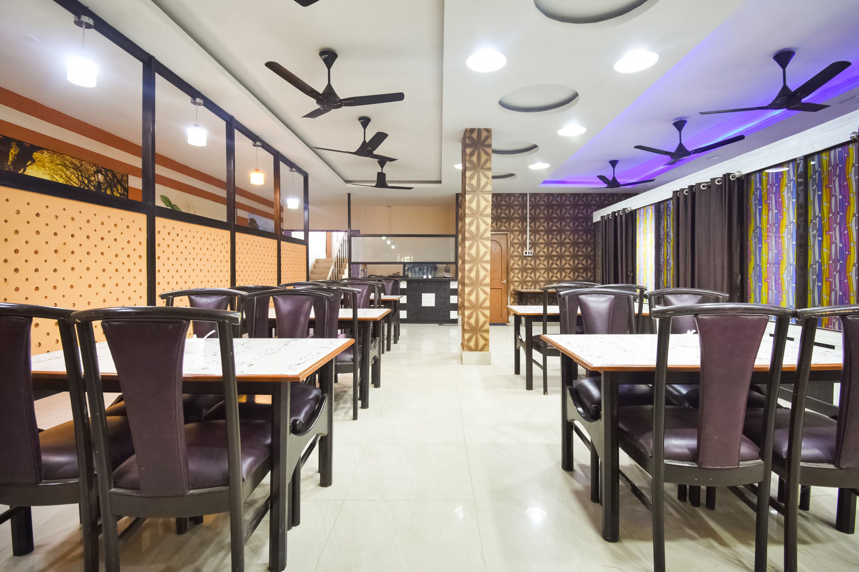 Akash Guest House by OYO Rooms