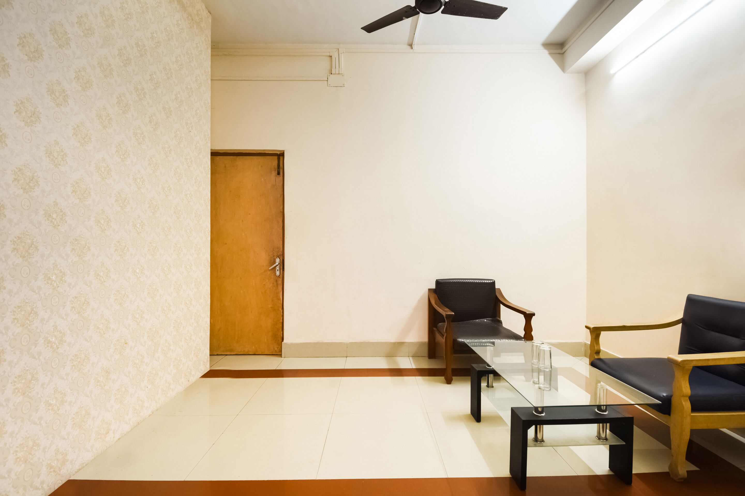 Akash Guest House by OYO Rooms