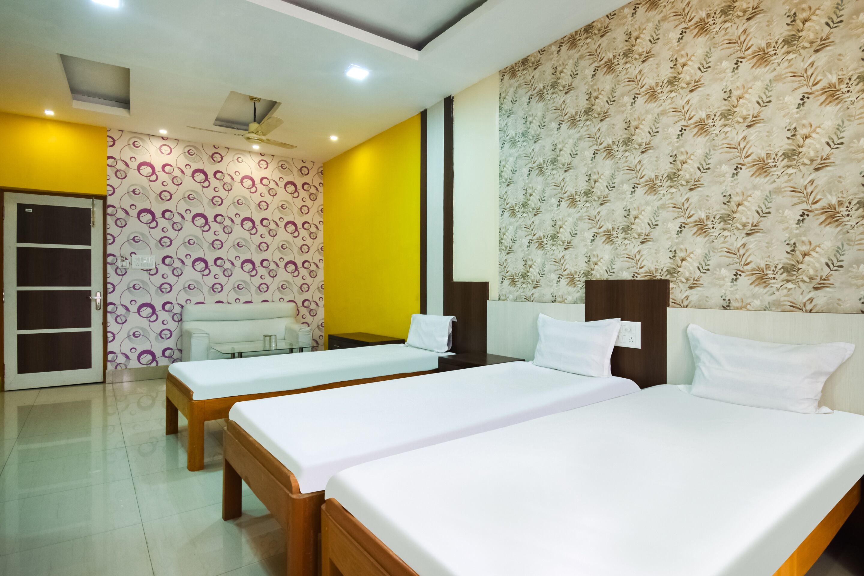 Akash Guest House by OYO Rooms
