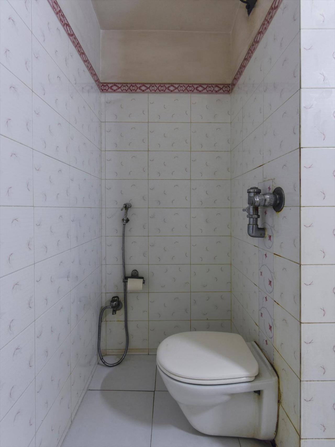 Hotel Classic Inn by OYO Rooms