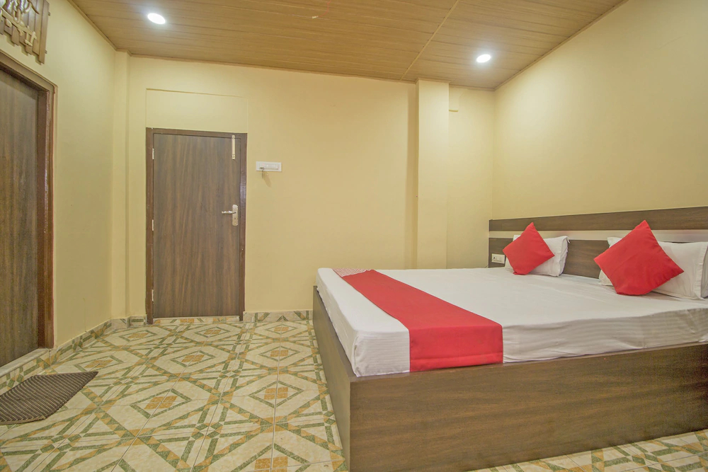 Hotel Kalash by OYO Rooms