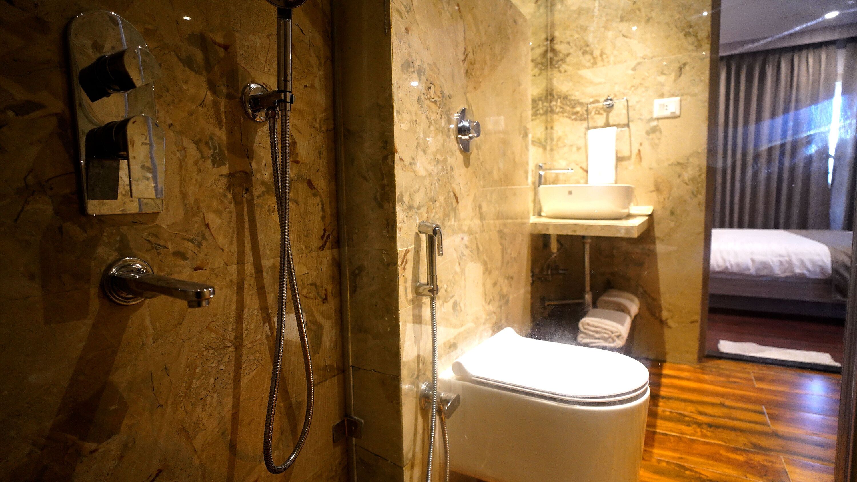 Swarna Hotel & Resort