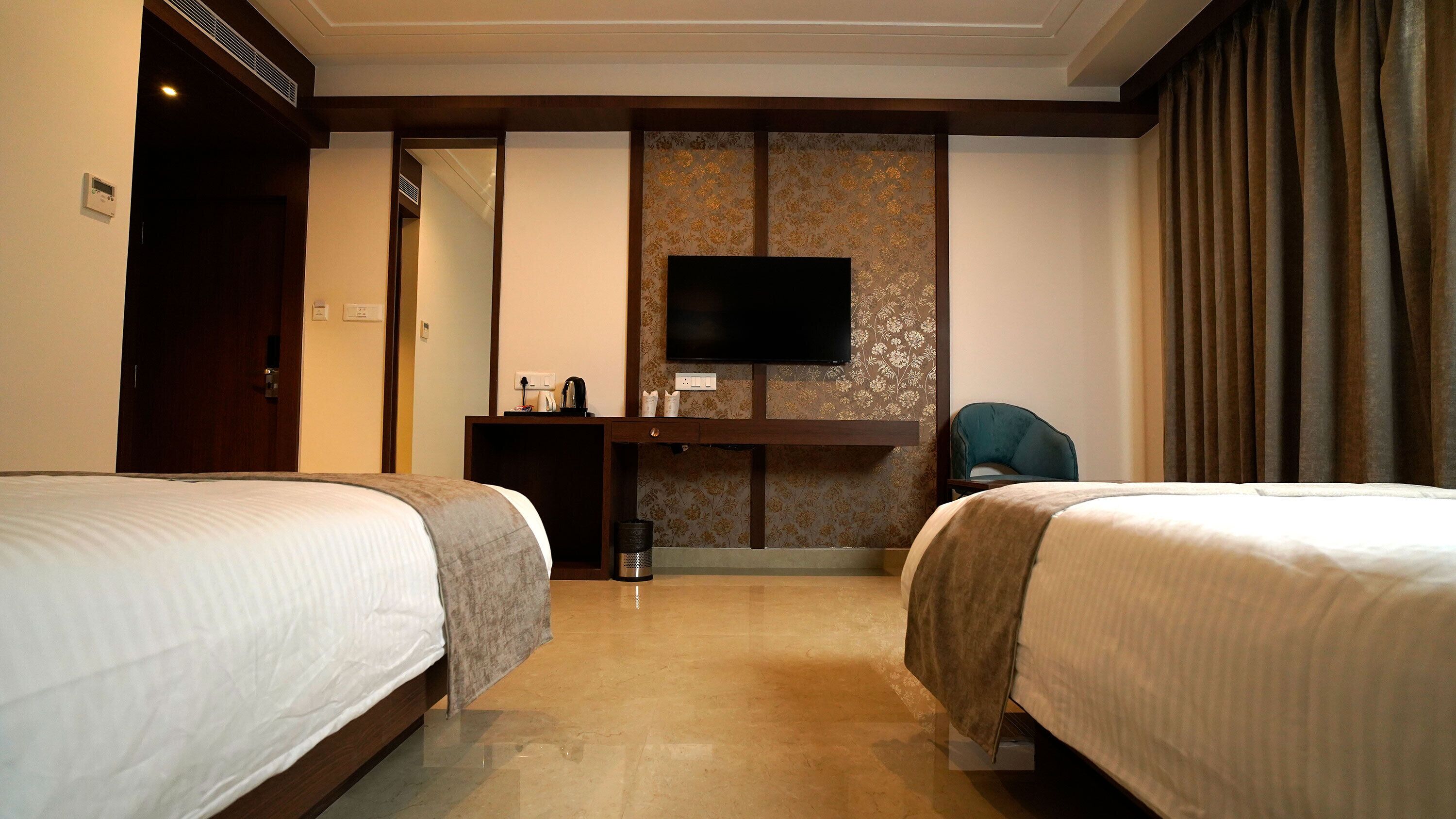 Swarna Hotel & Resort