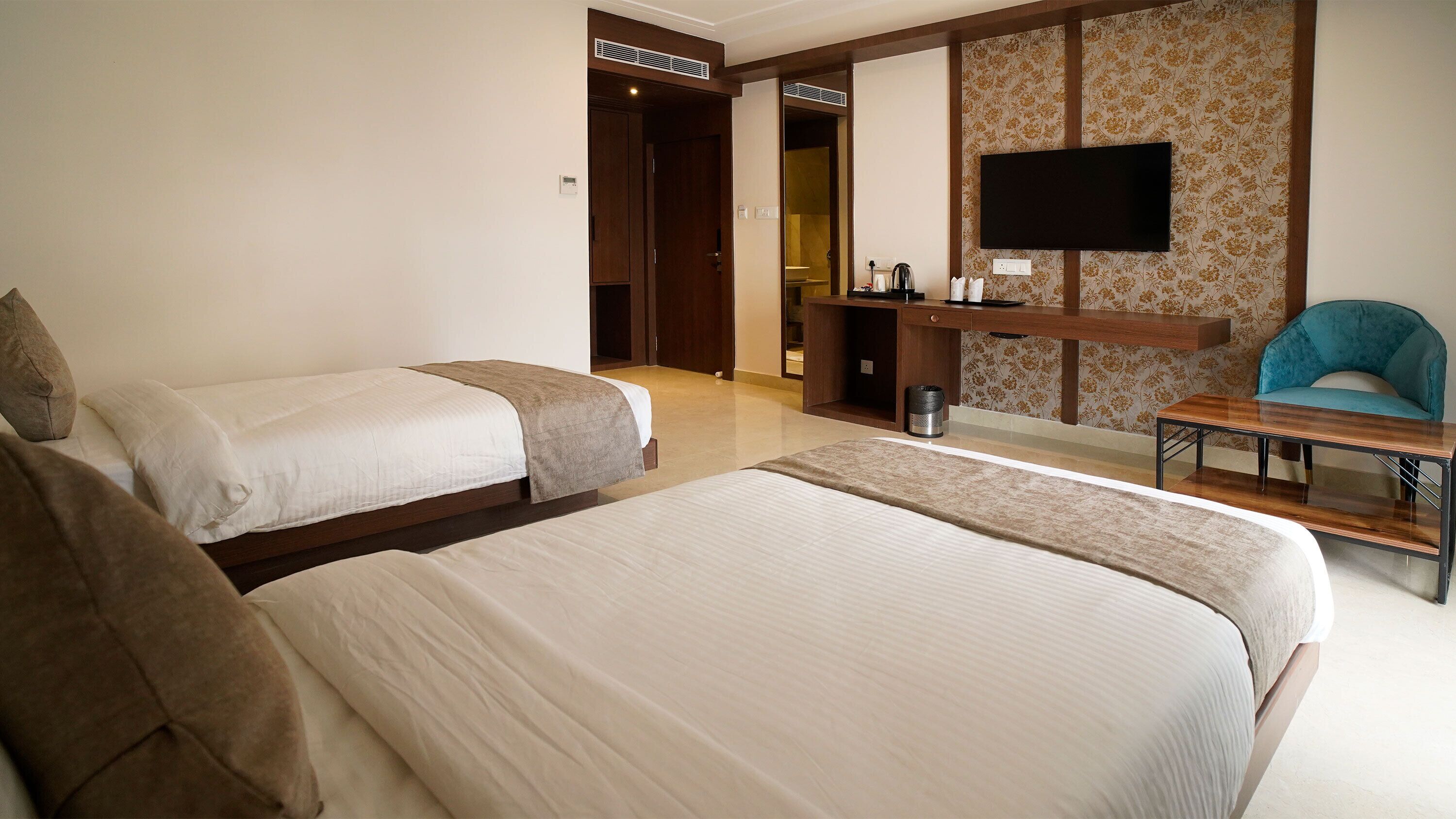 Swarna Hotel & Resort