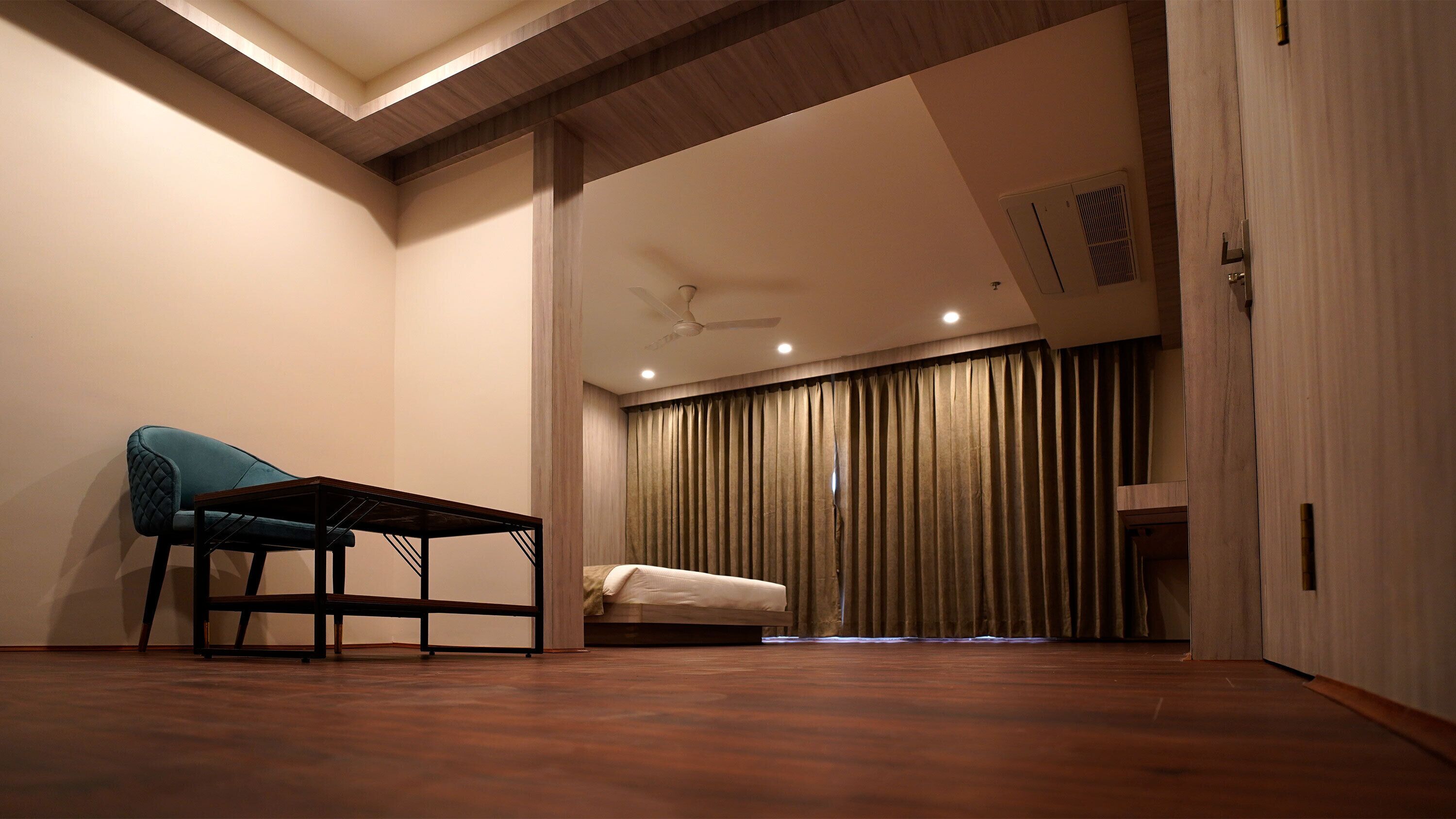 Swarna Hotel & Resort