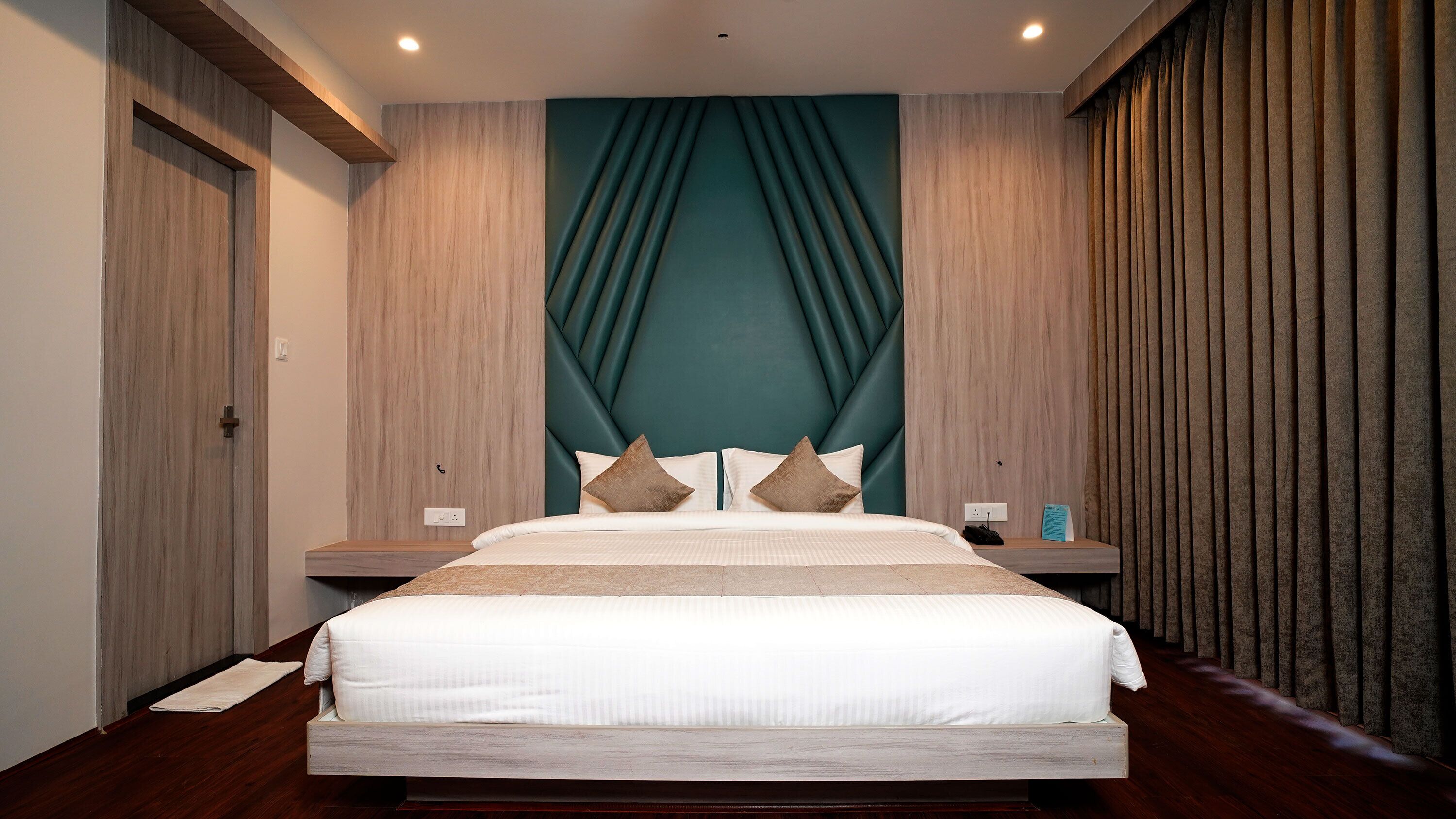 Swarna Hotel & Resort