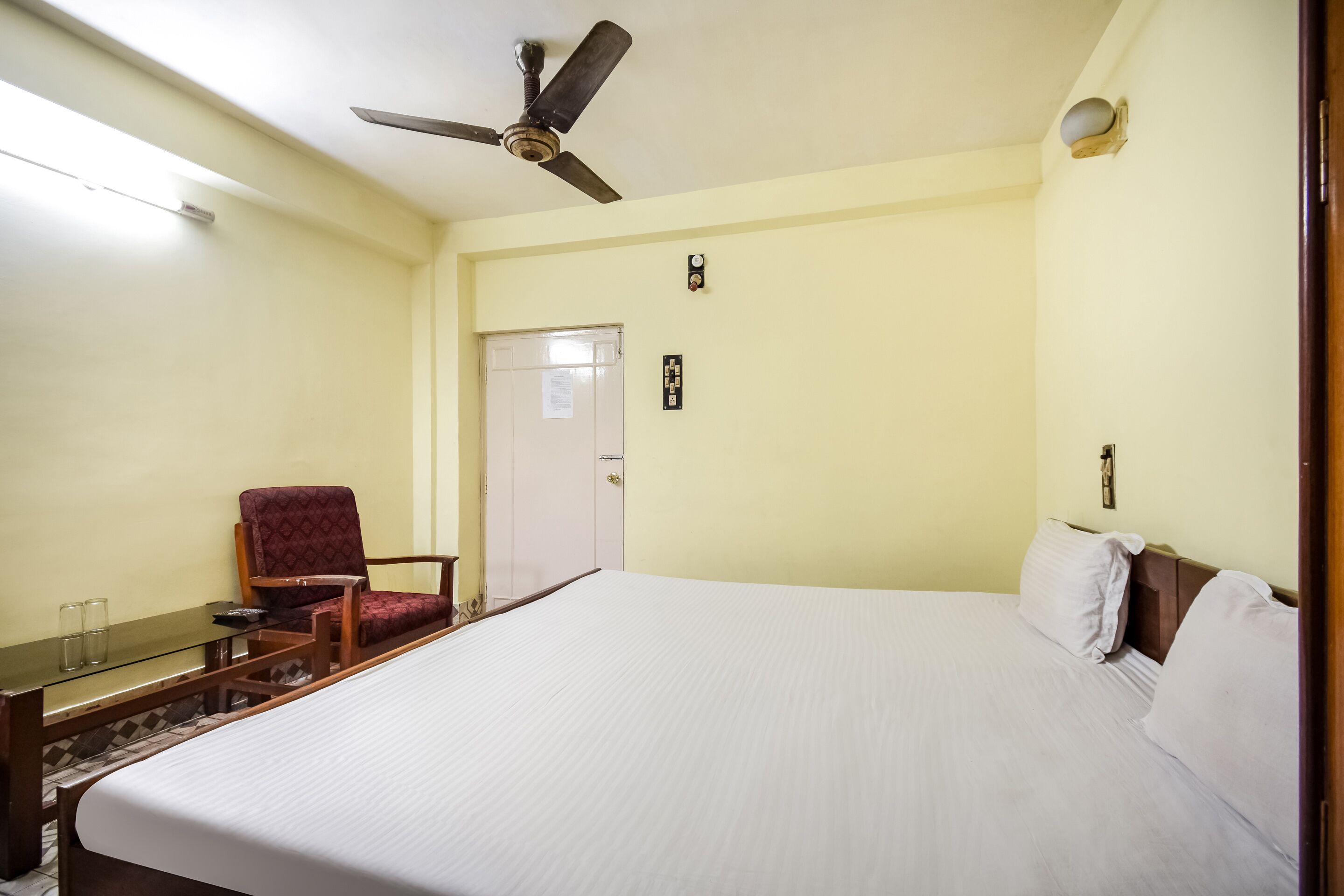 The Hotel Park by OYO Rooms