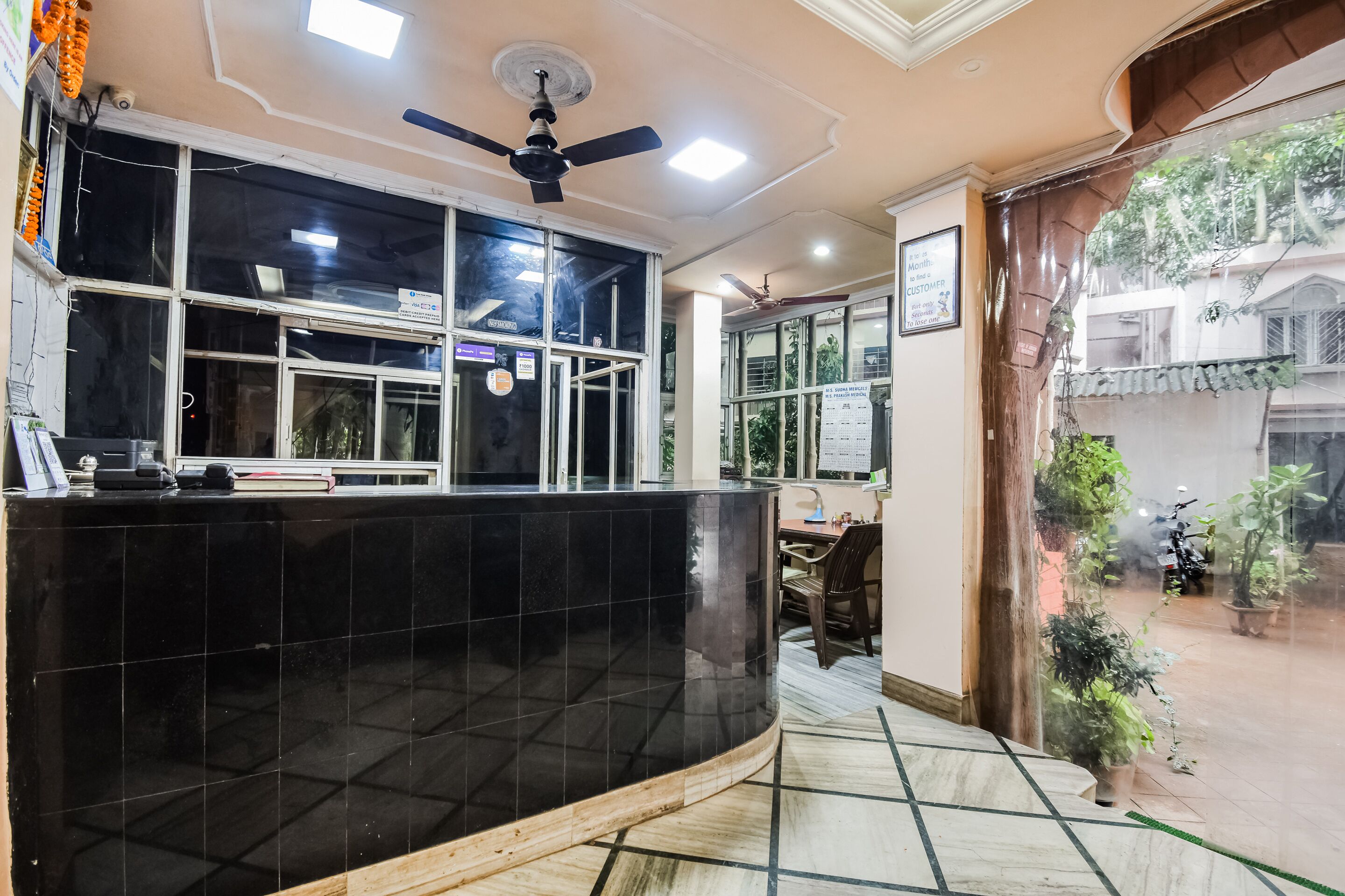 The Hotel Park by OYO Rooms