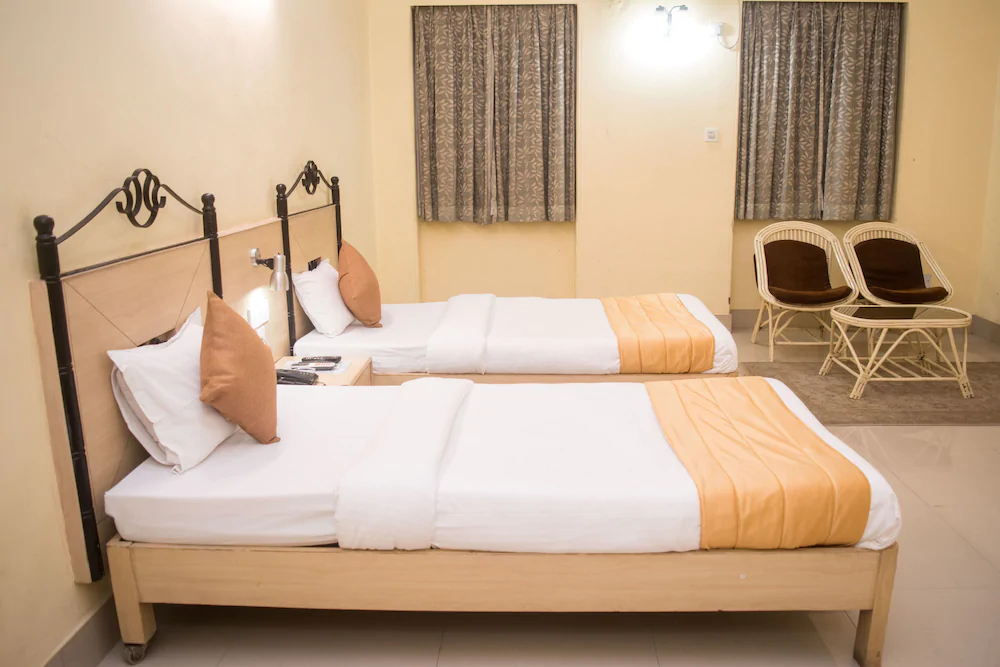 Chowdhury's Estates Guest House