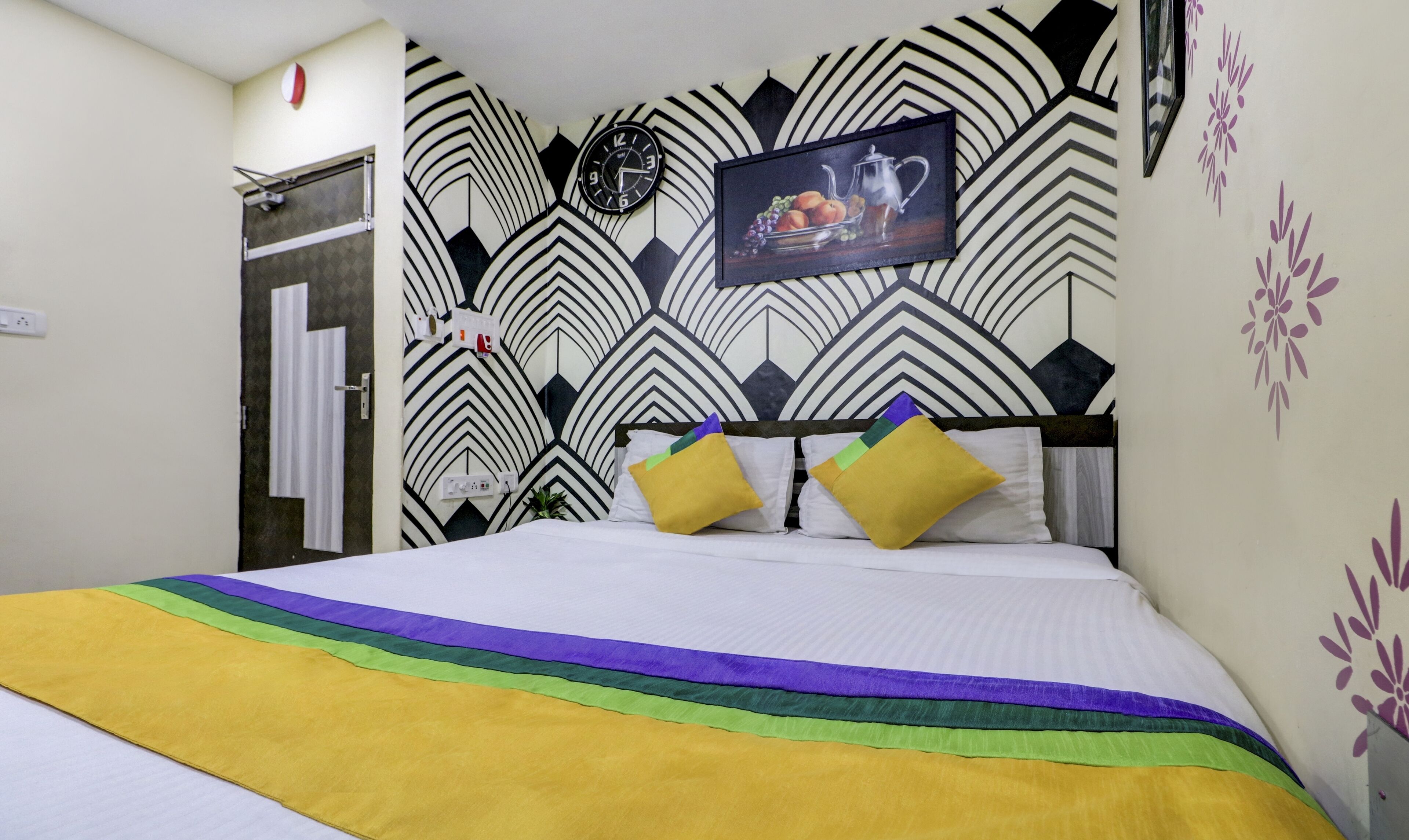 Dreamland Guest House by Treebo