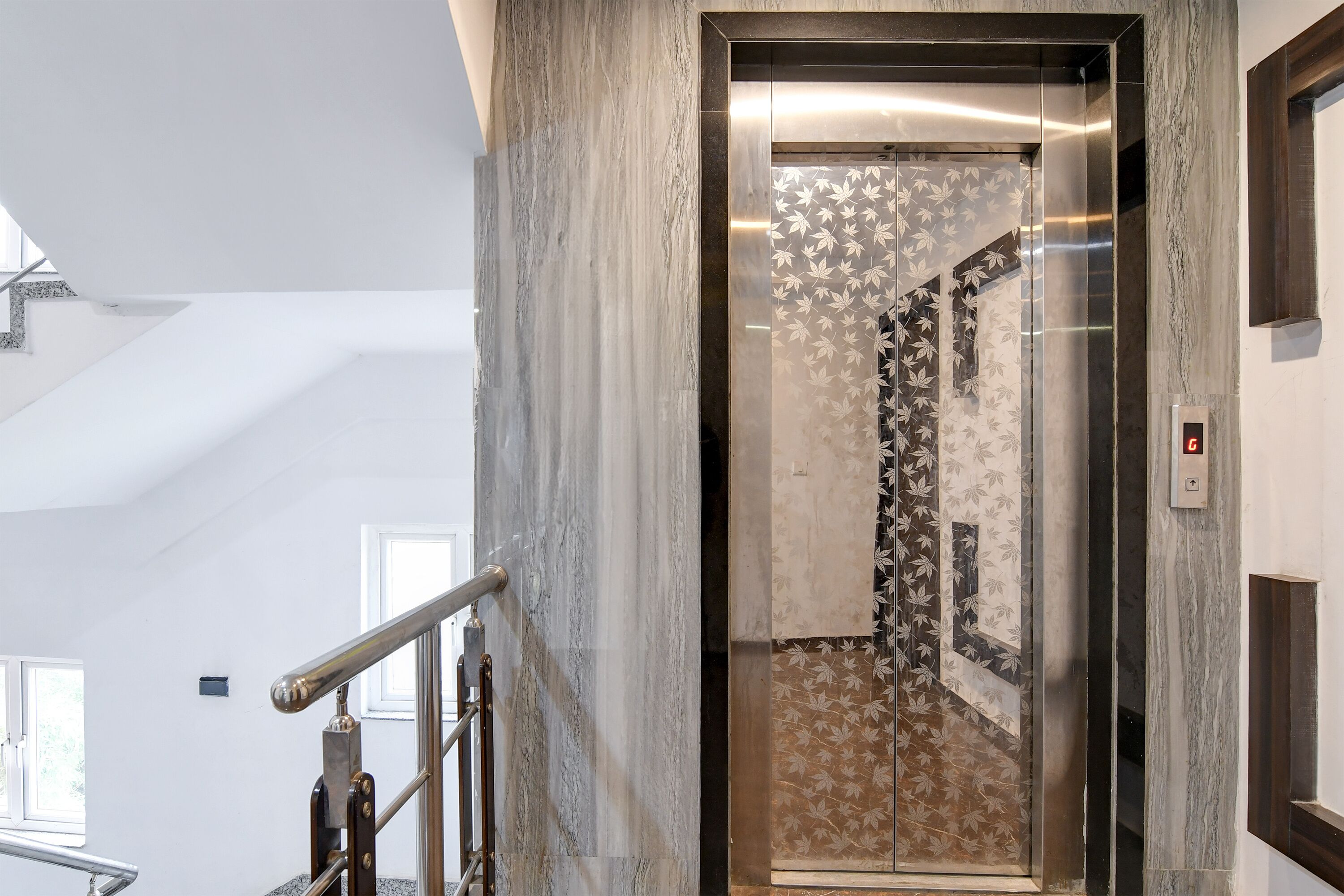 FabHotel Prime Eco Park