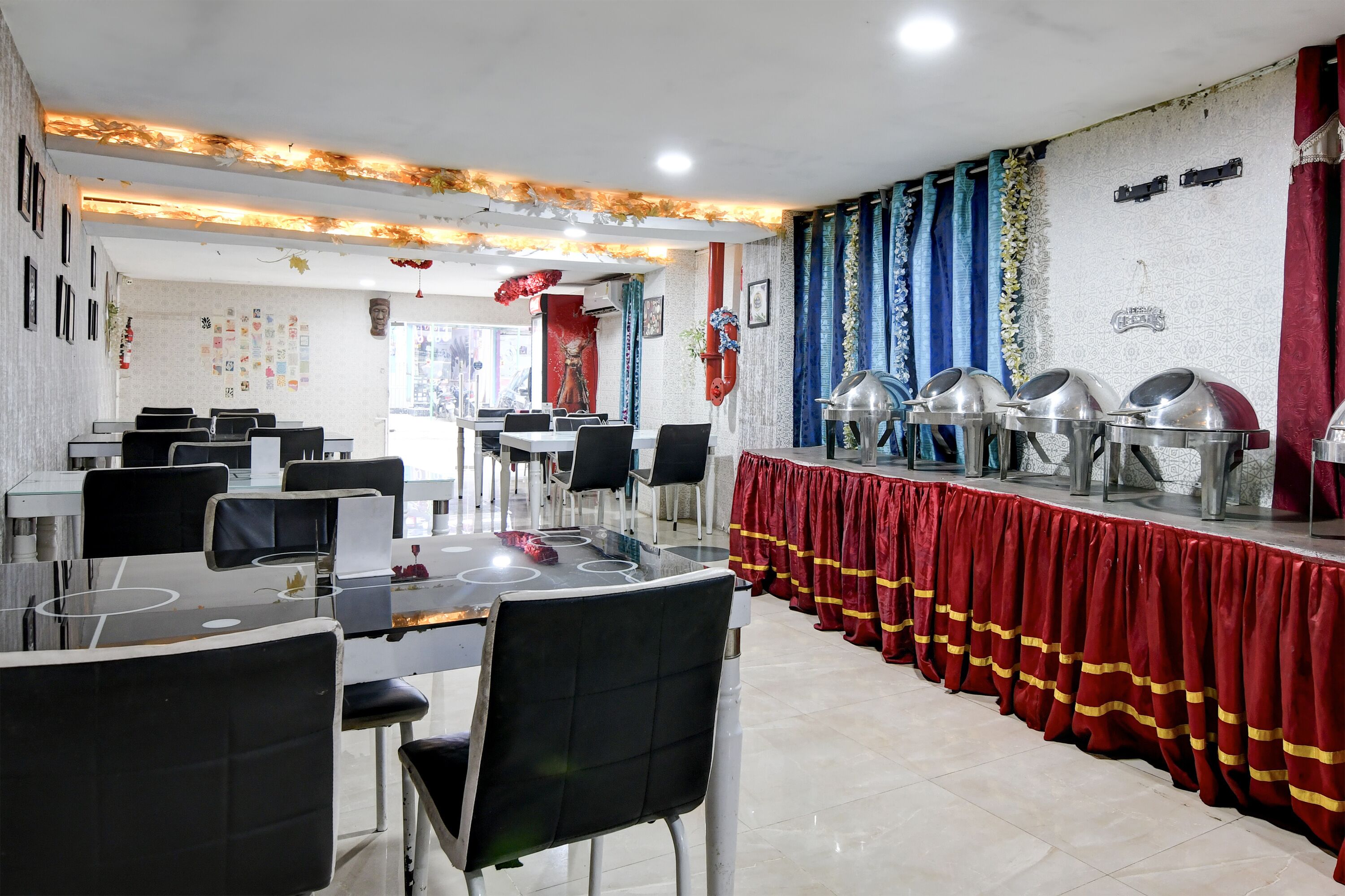 FabHotel Prime Eco Park