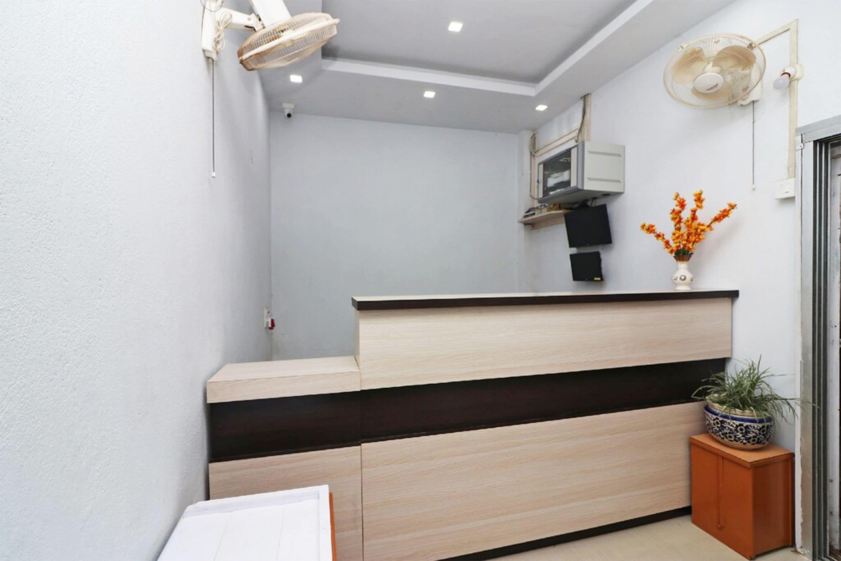 Goroomgo Manurama Kolkata