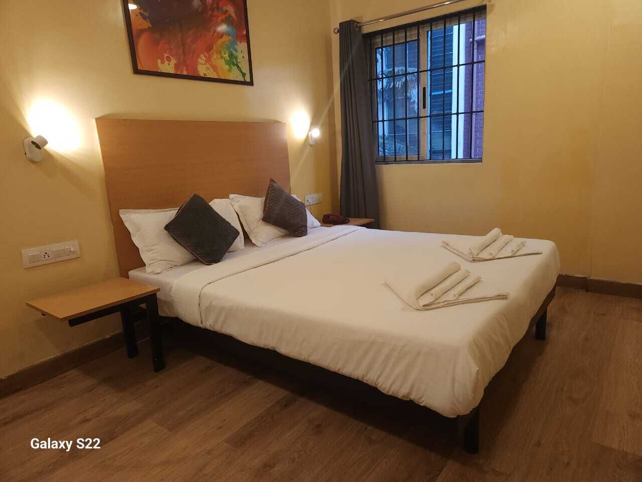 Hotel Consulate