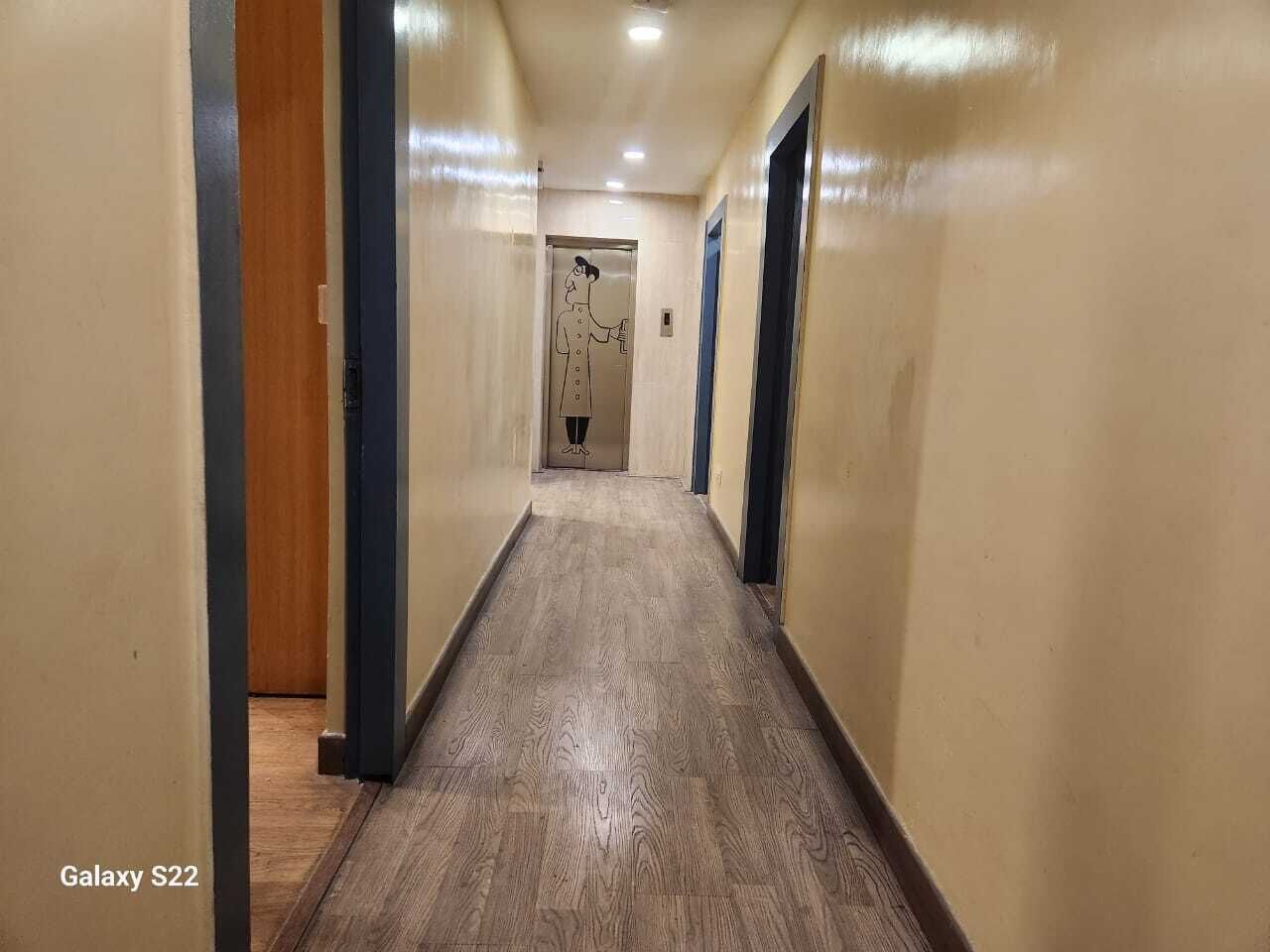 Hotel Consulate