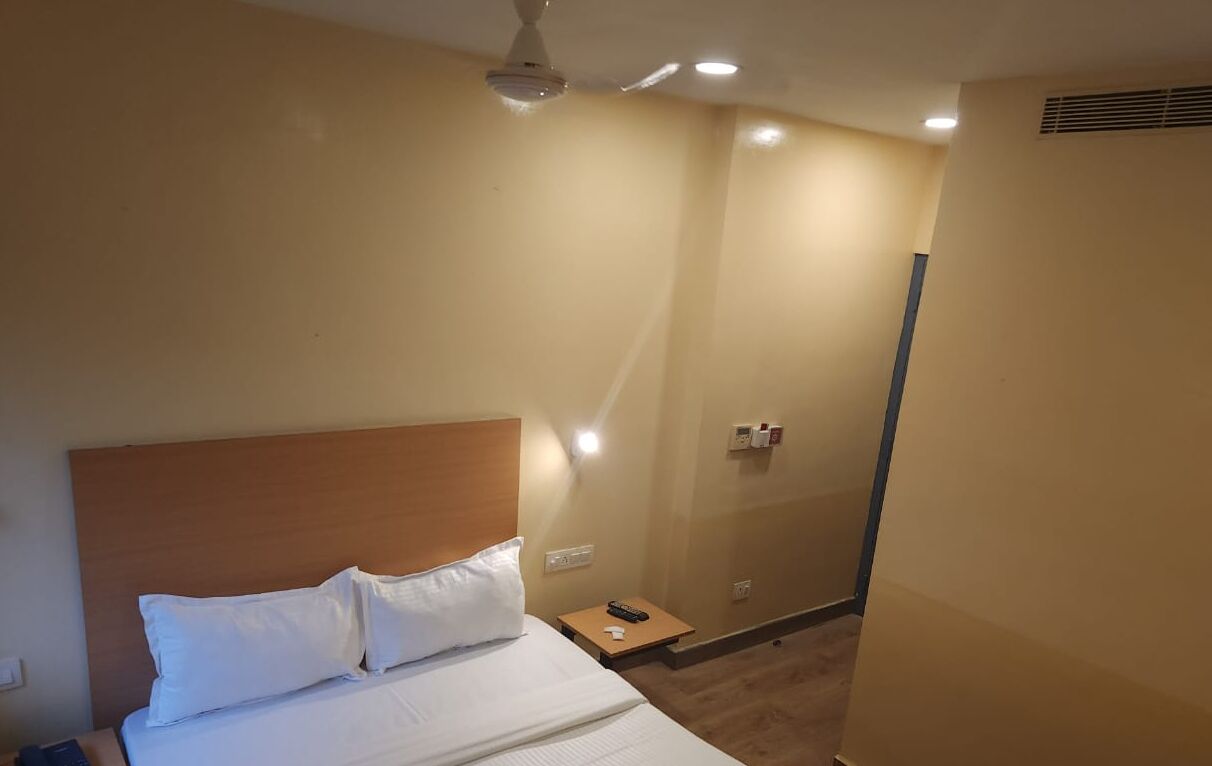 Hotel Consulate