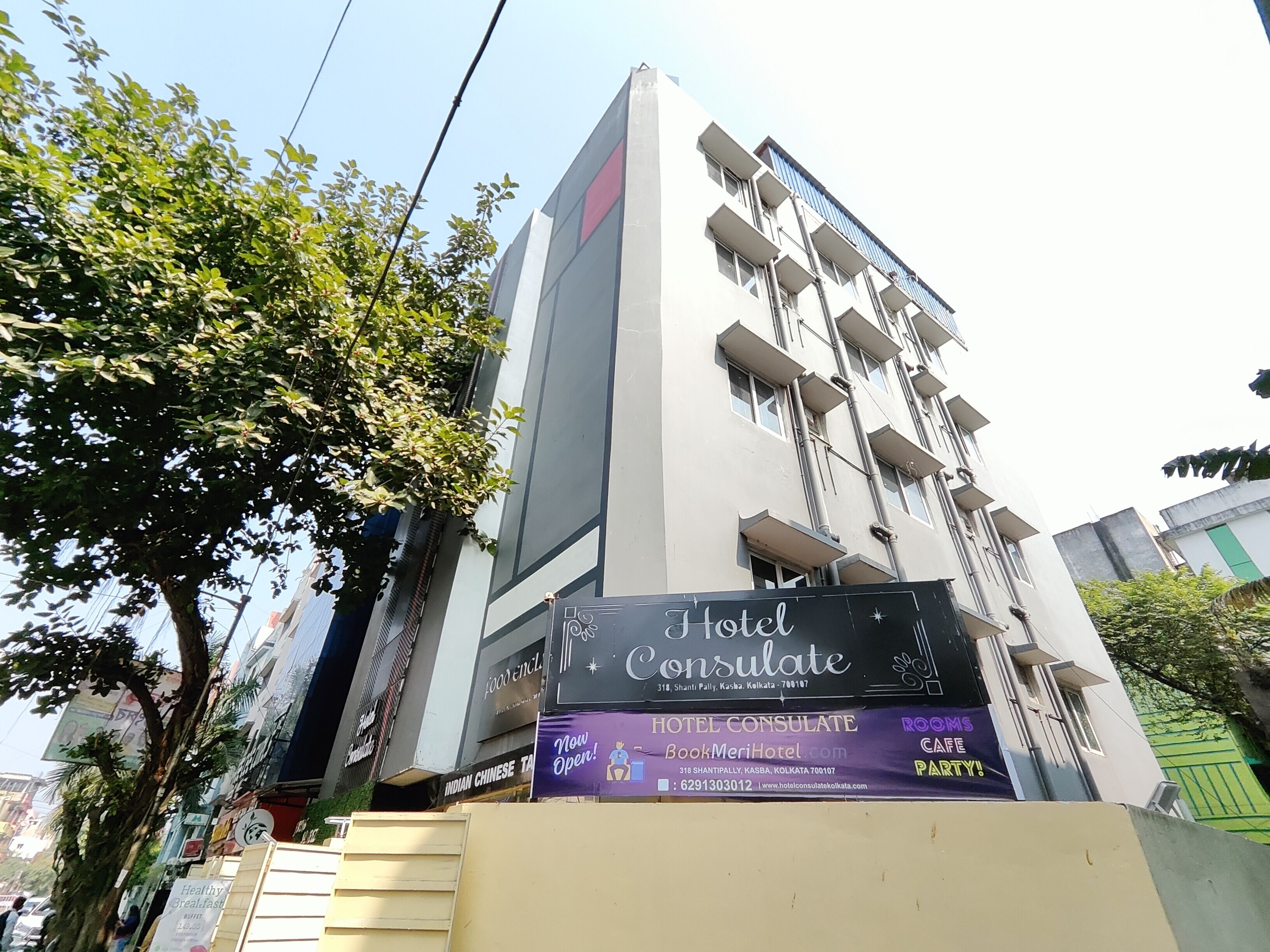 Hotel Consulate