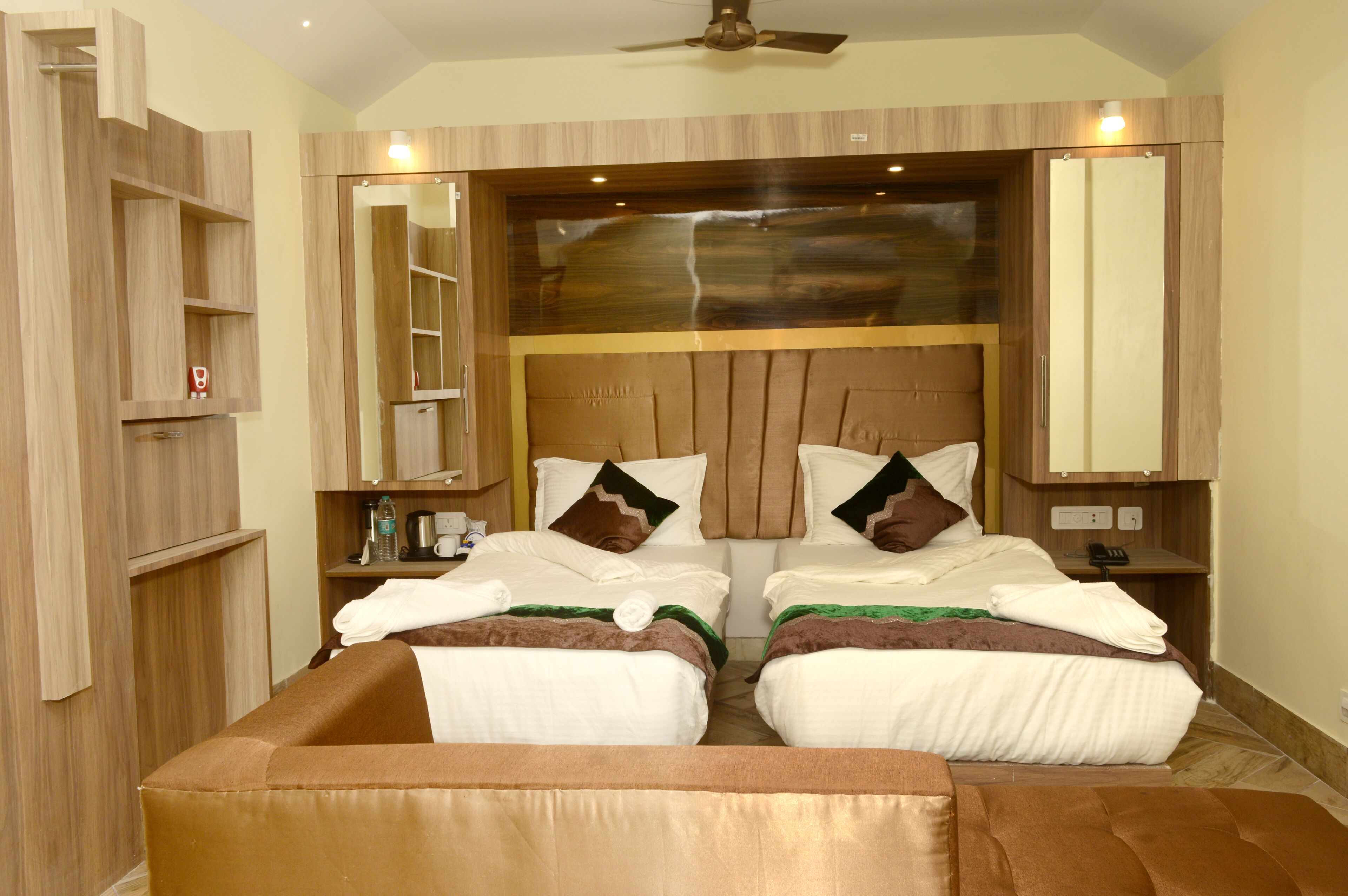 Hotel Shreesh Kolkata