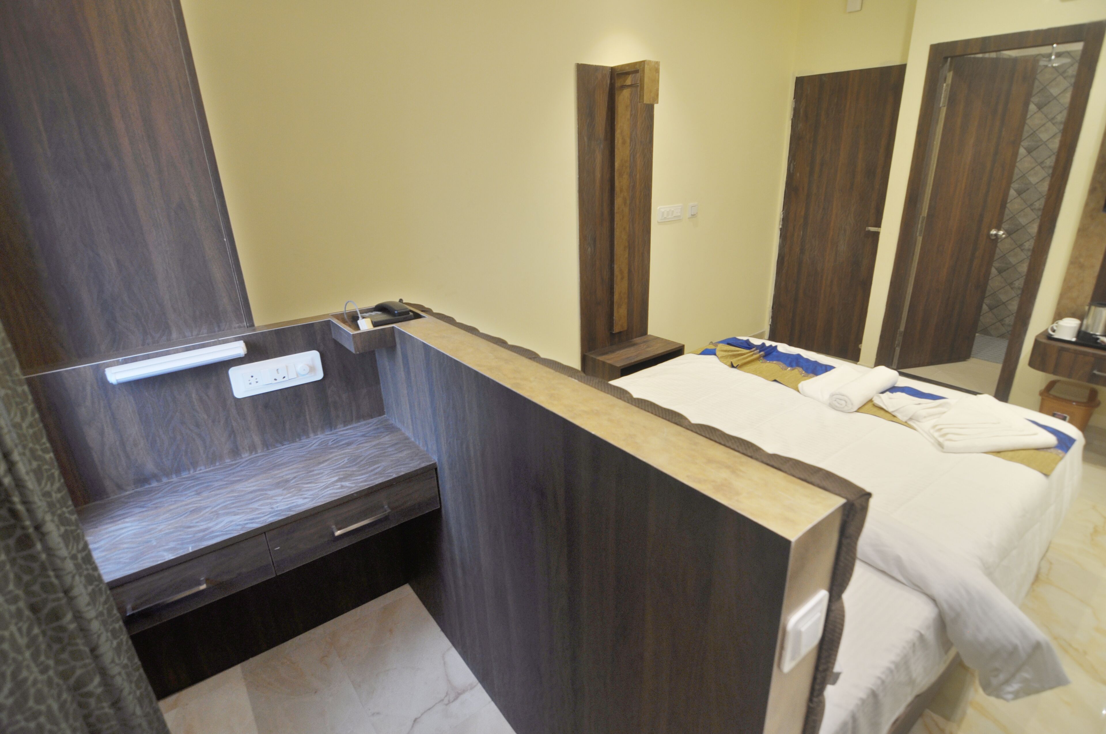 Hotel Shreesh Kolkata