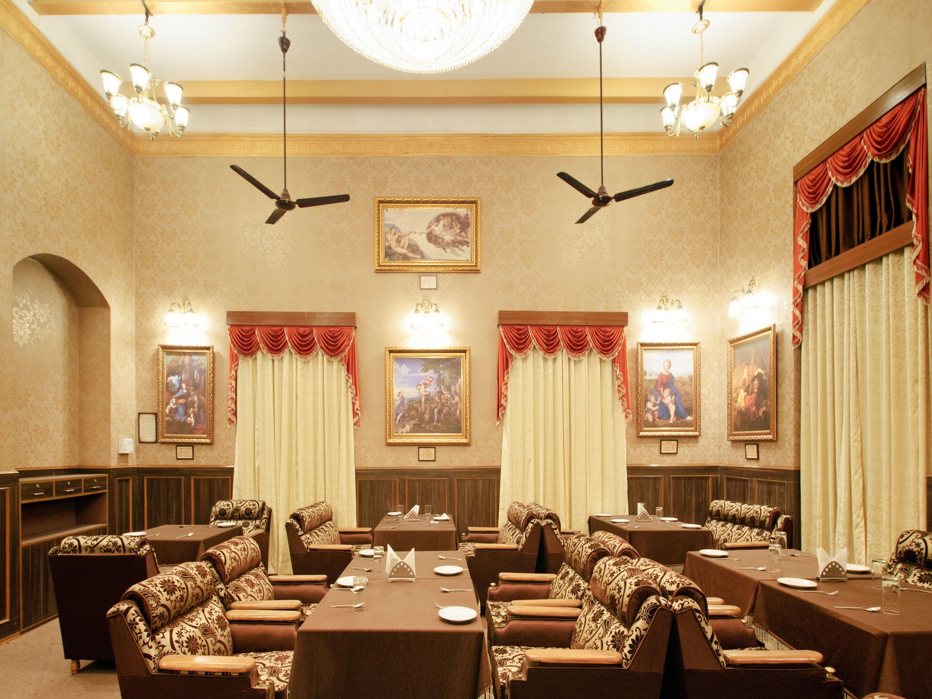 Hotel YMCA Esplanade