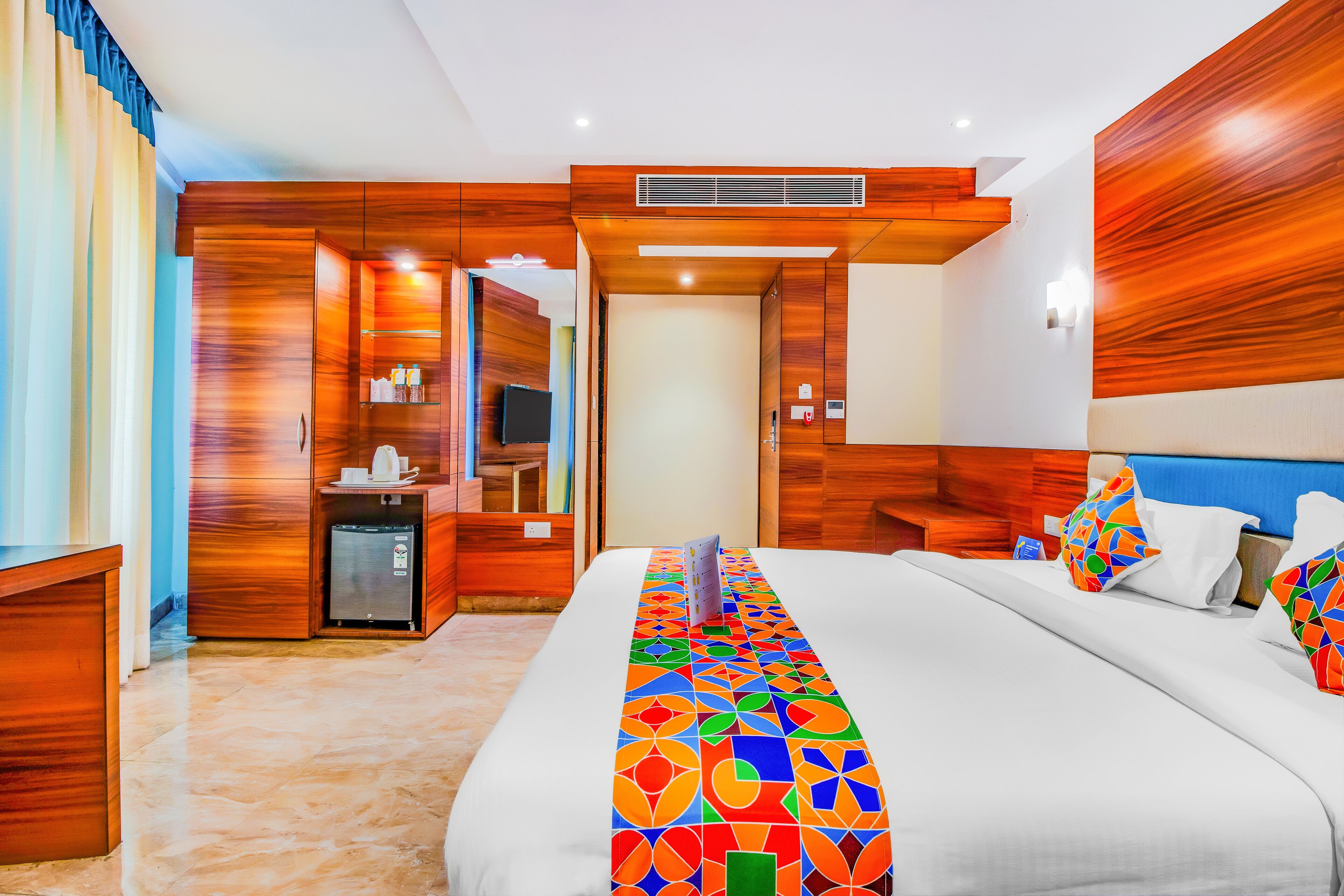 Kings Crown by FabHotels