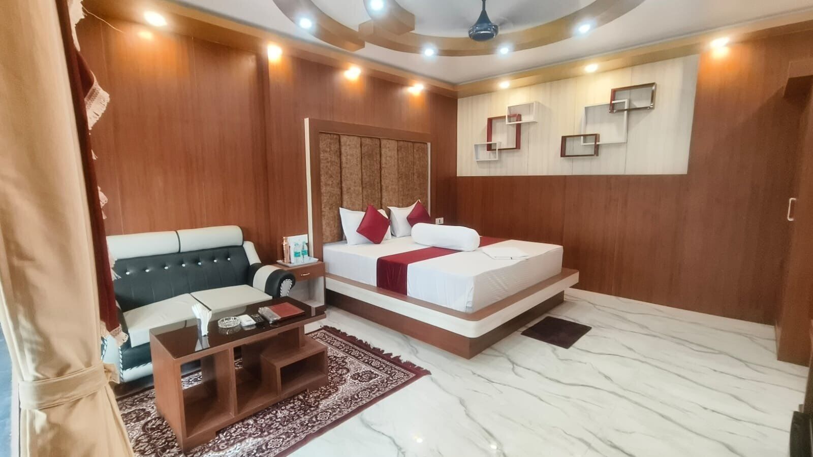 Saikat Saranya Mandarmani