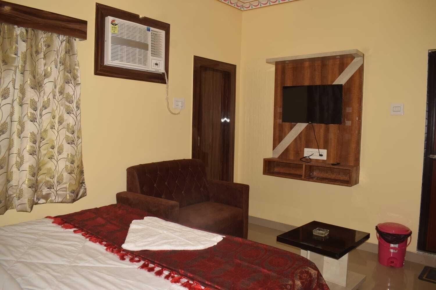 Hotel Darpana