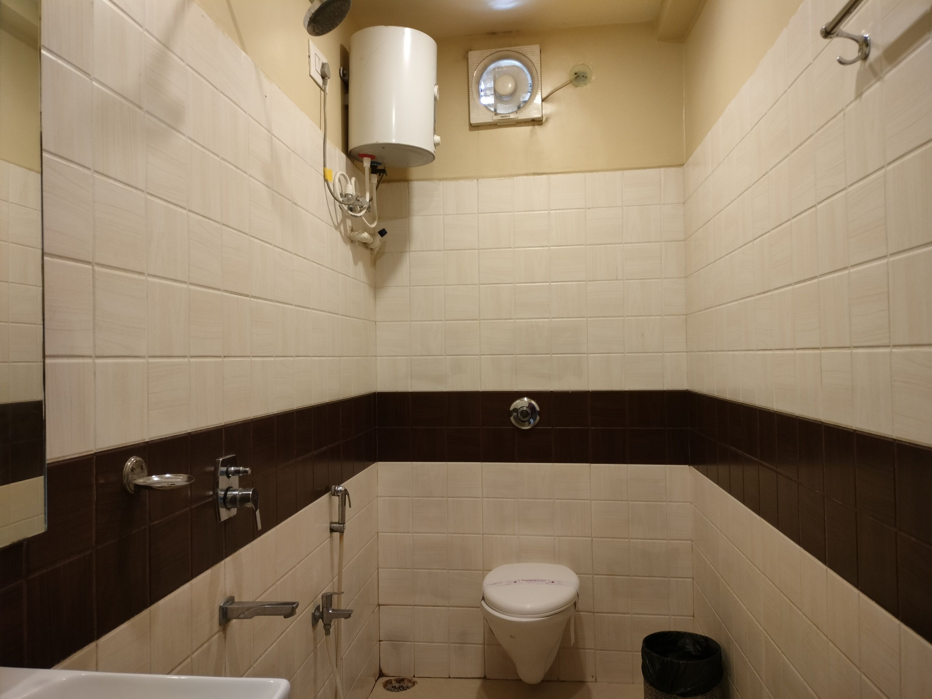 Hotel Binapani Deluxe 1