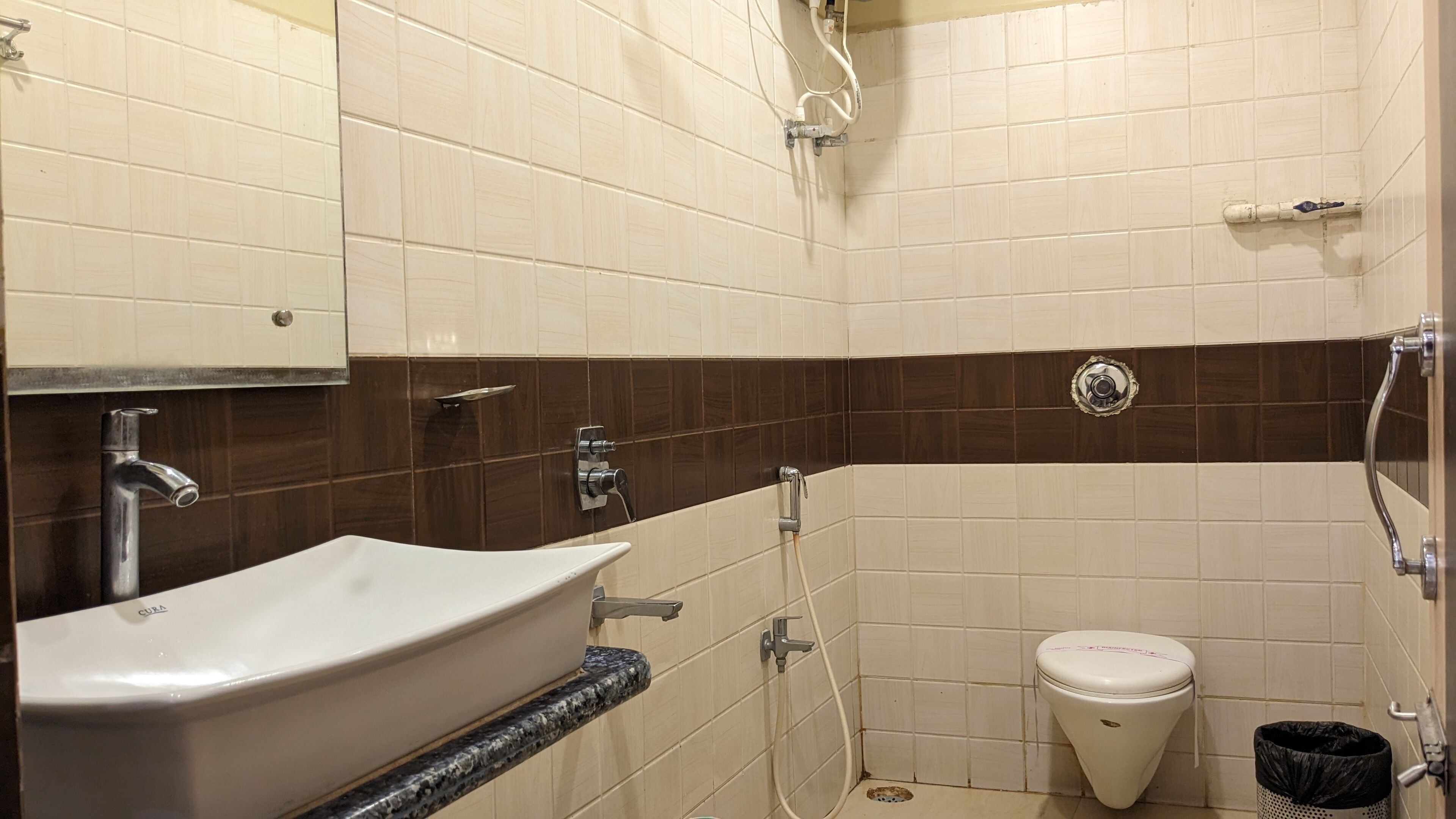 Hotel Binapani Deluxe 1