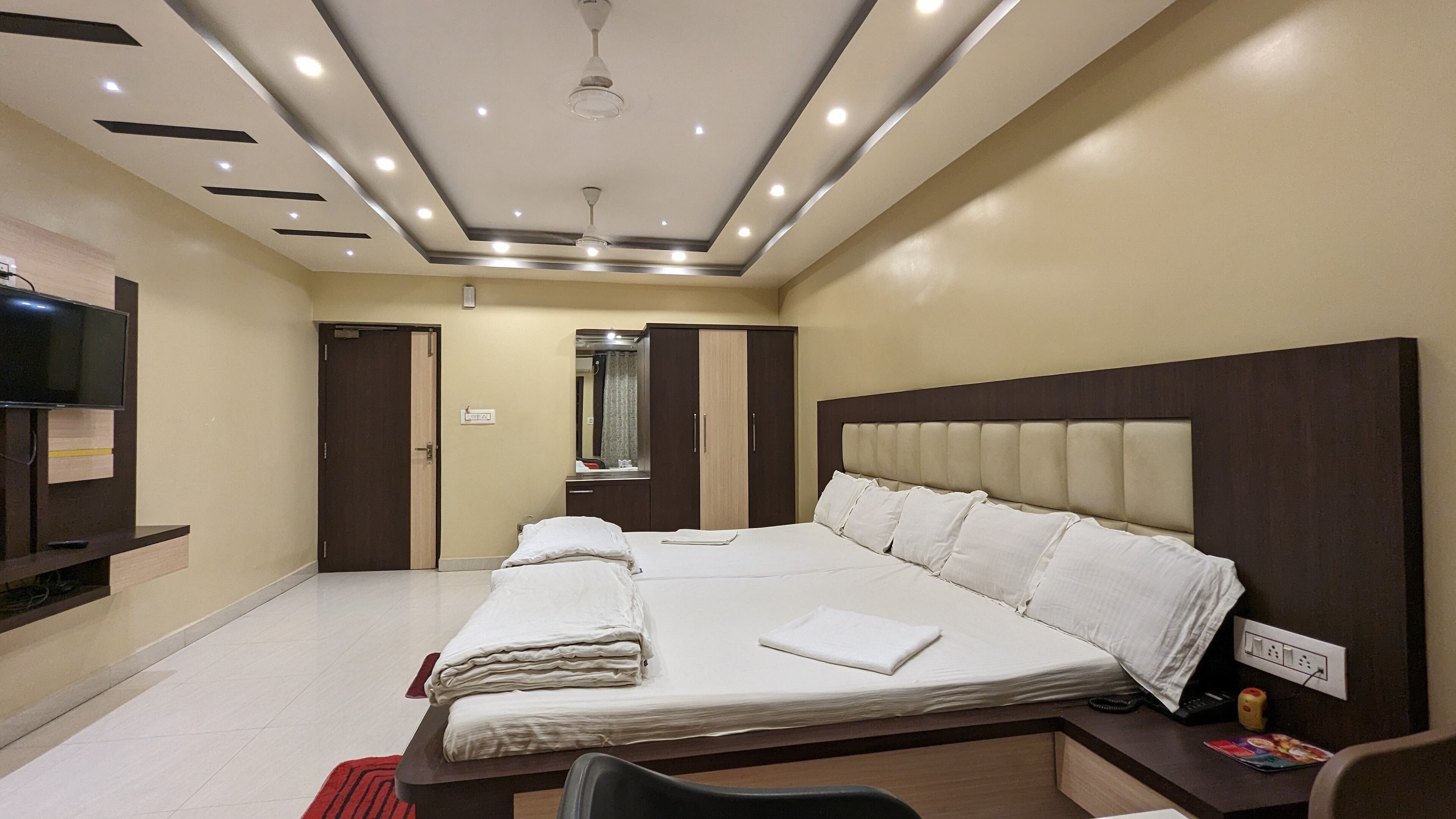 Hotel Binapani Deluxe 1