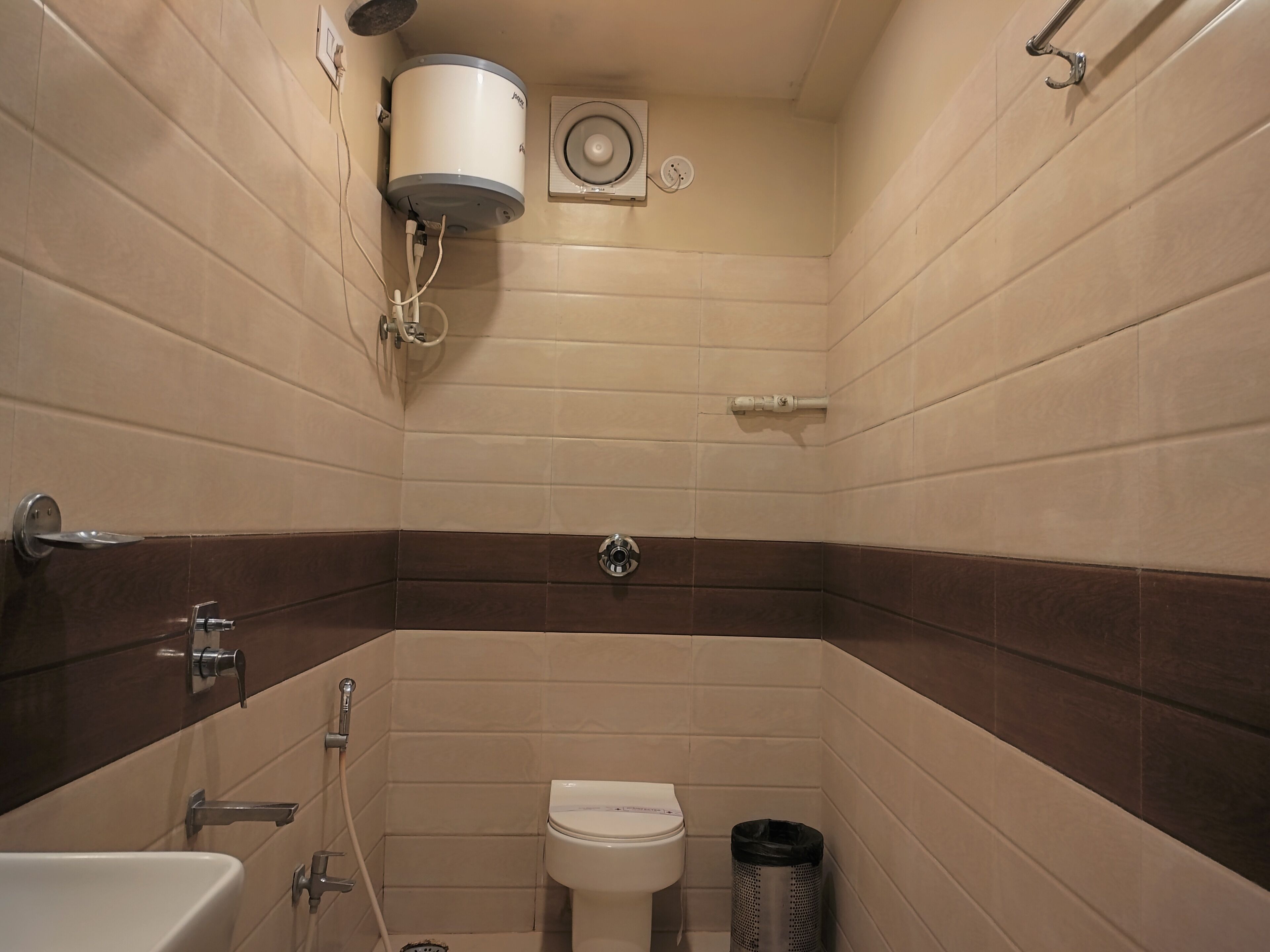 Hotel Binapani Deluxe 1