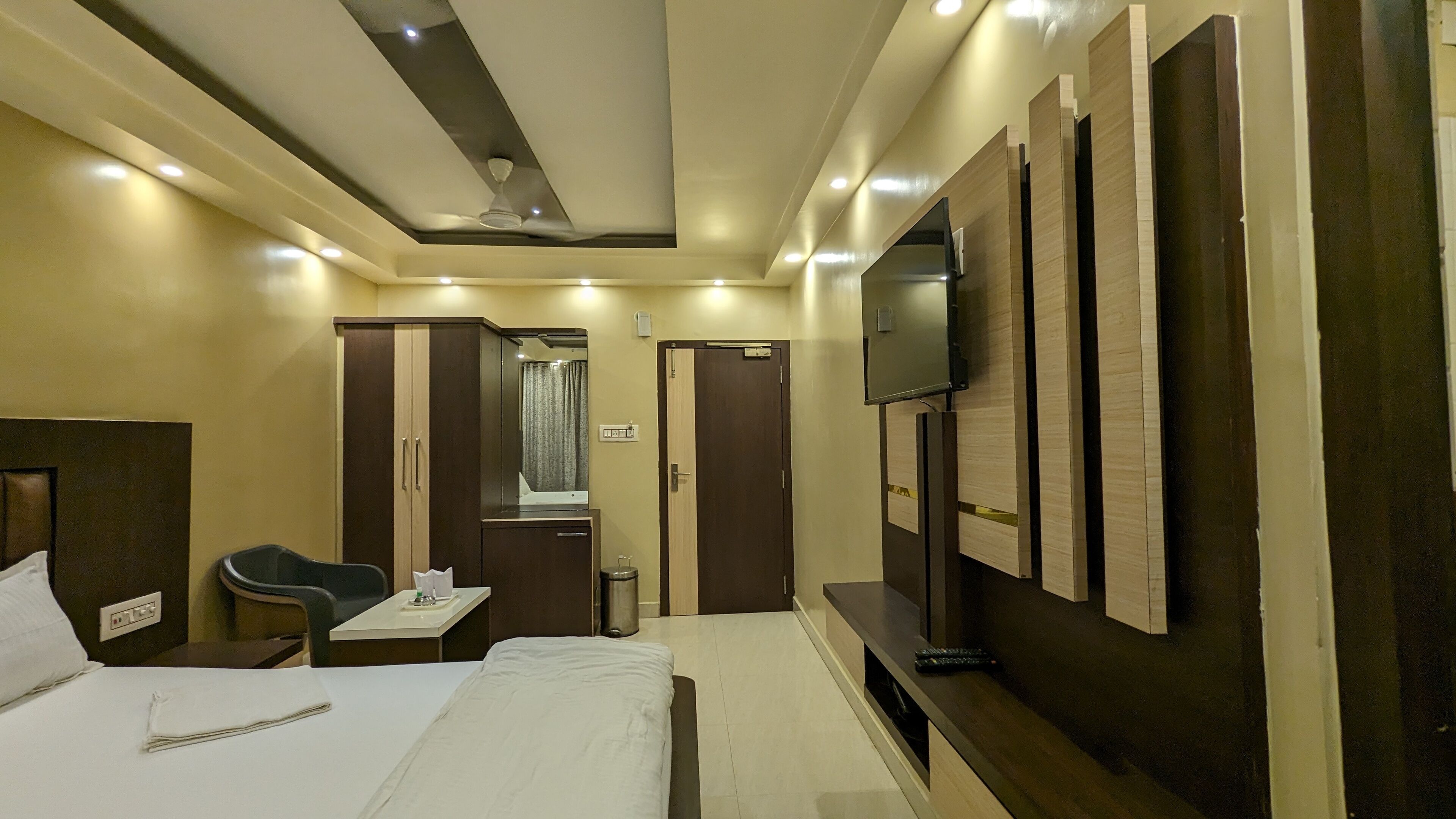 Hotel Binapani Deluxe 1