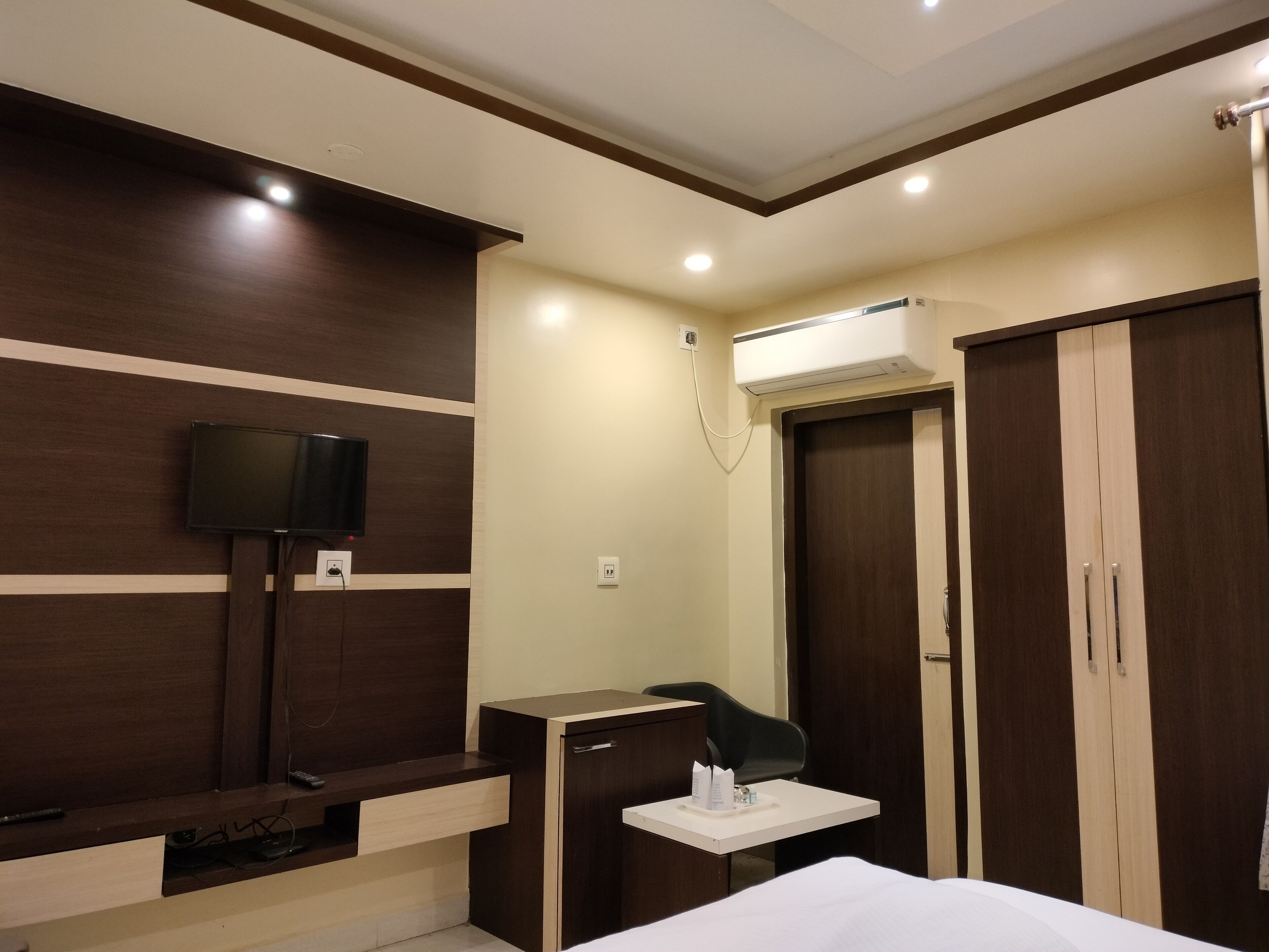 Hotel Binapani Deluxe 1