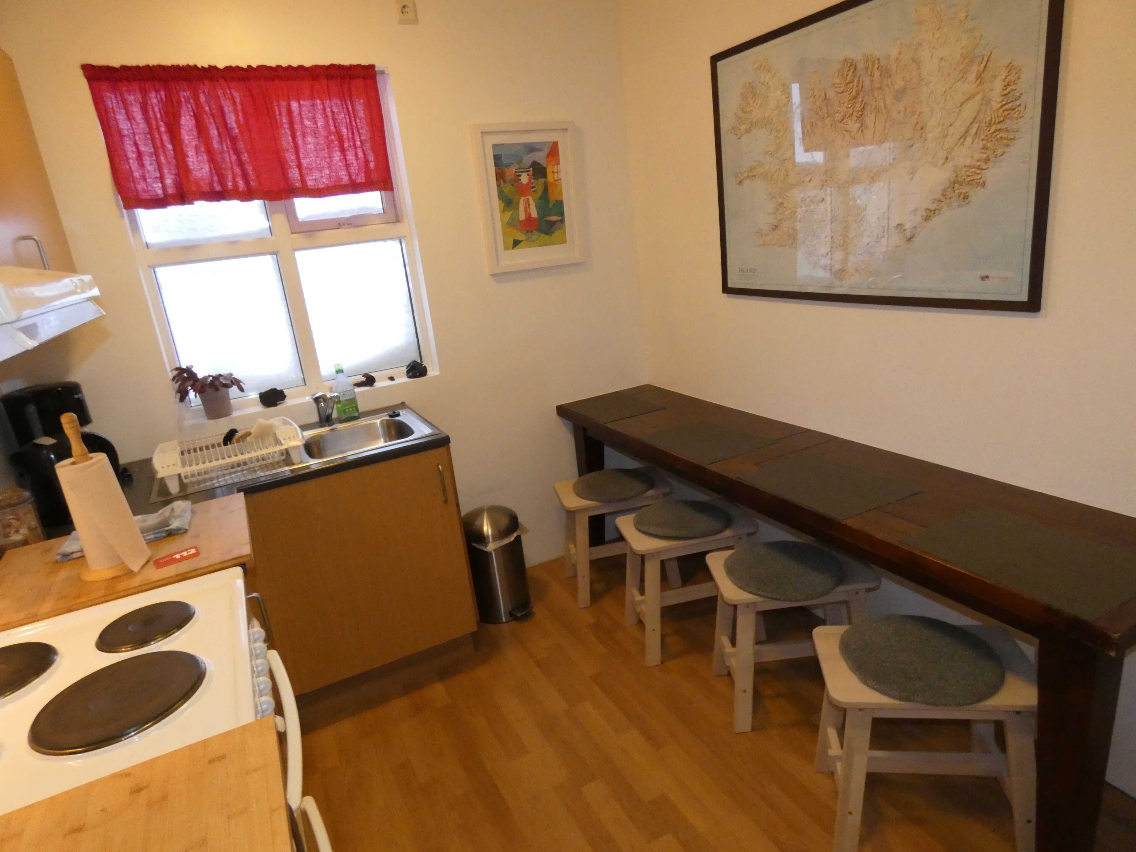 North Aurora Guesthouse
