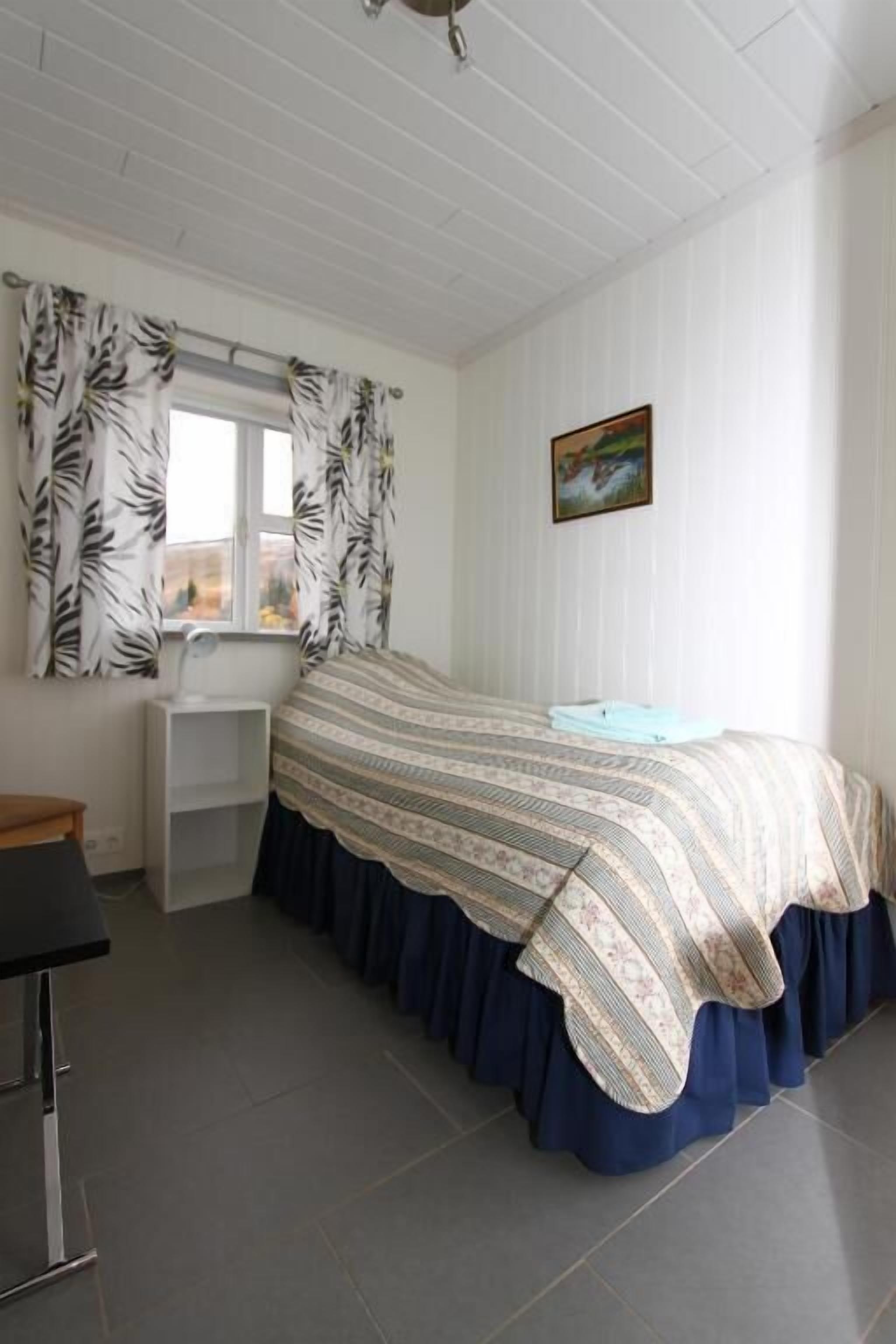 Guesthouse Steindórsstadir