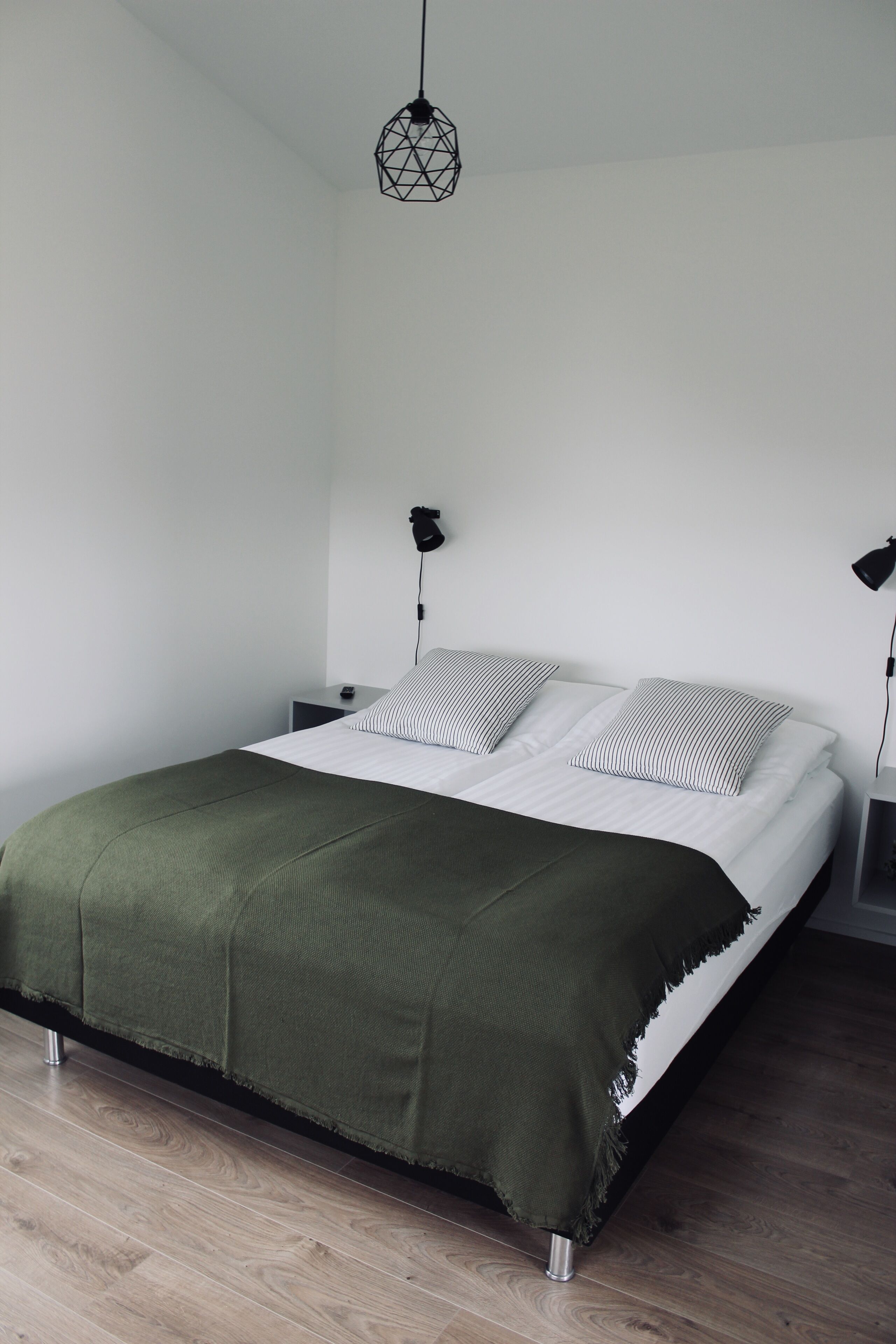 iStay Cottages