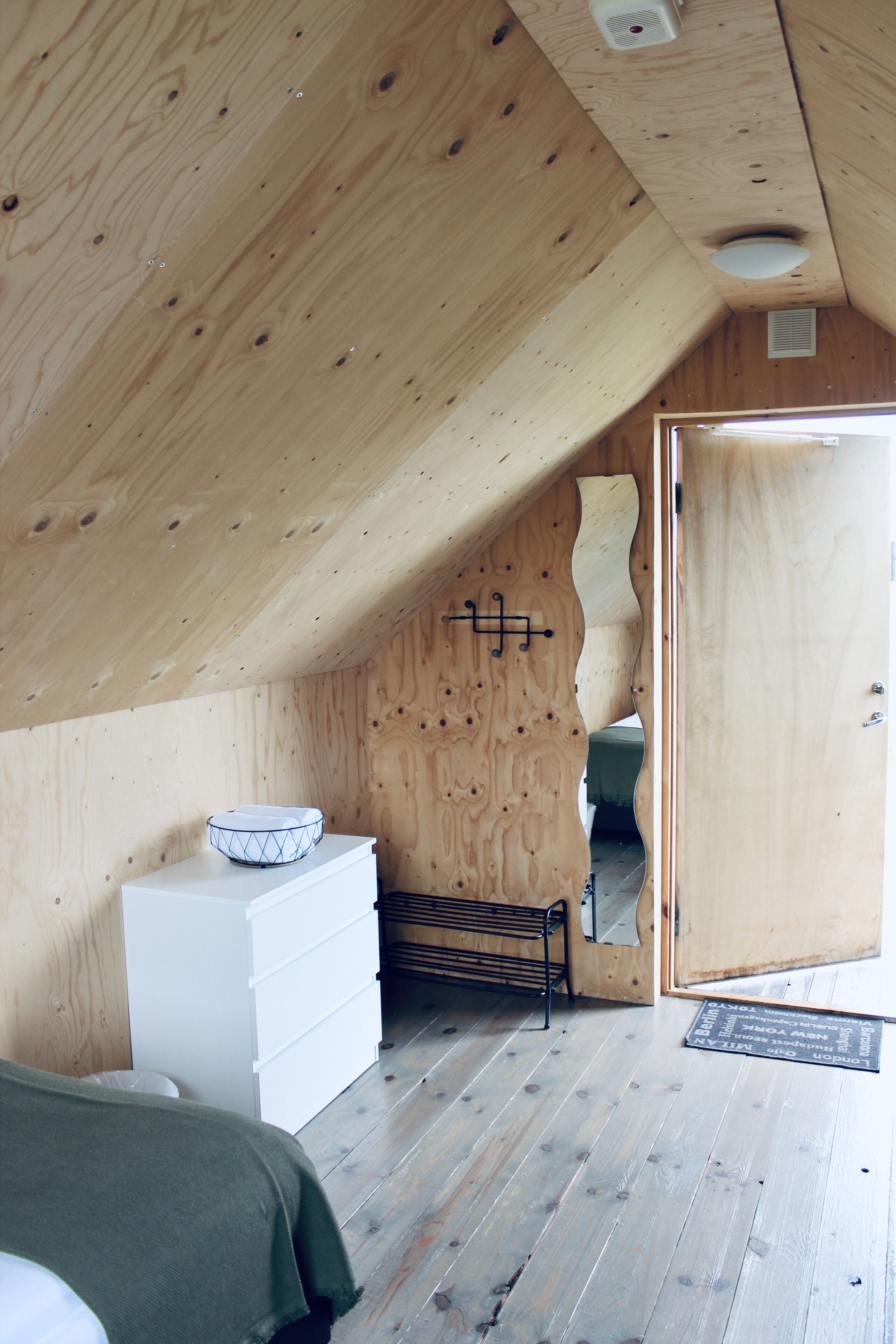 iStay Cottages