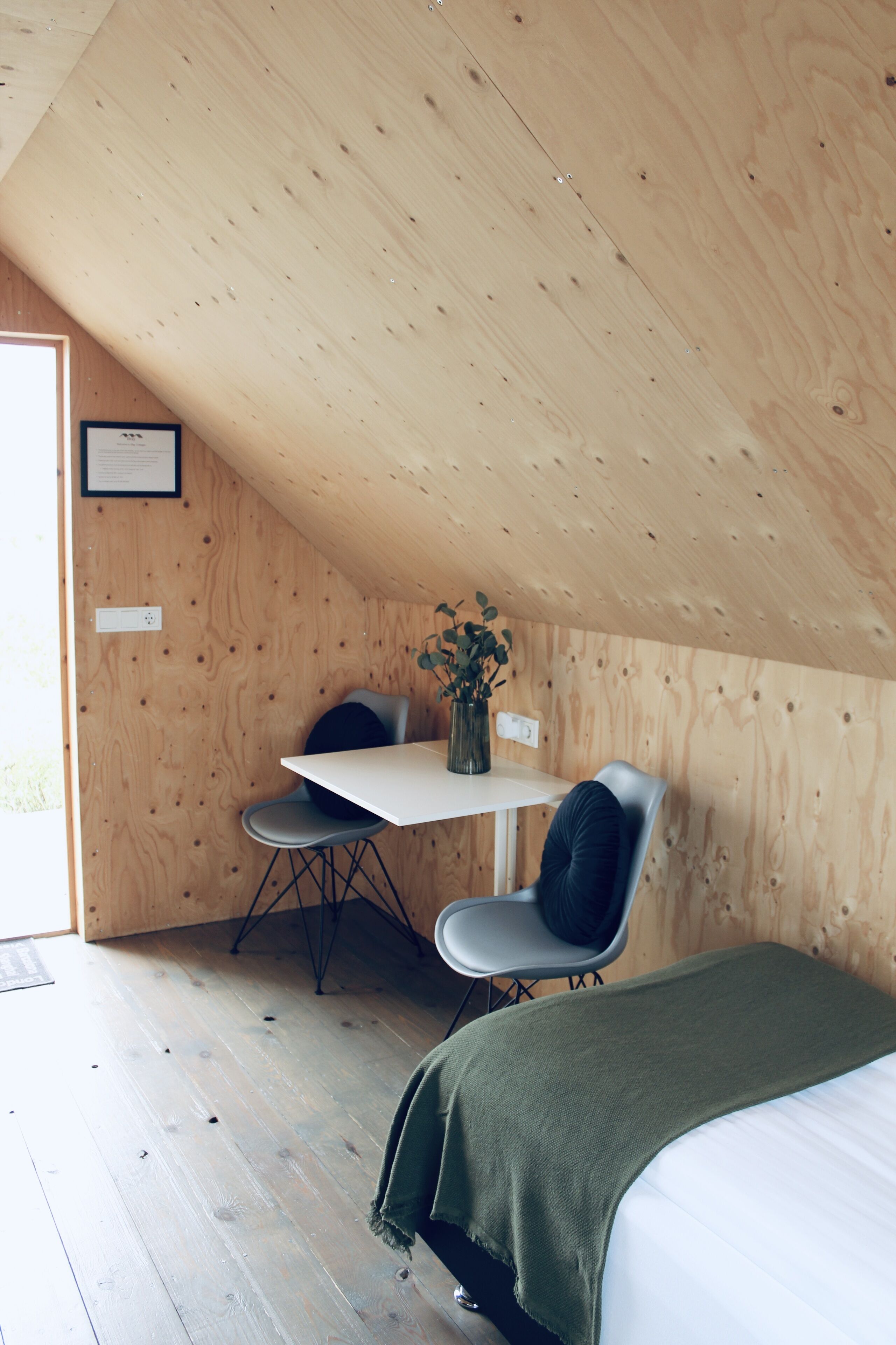 iStay Cottages