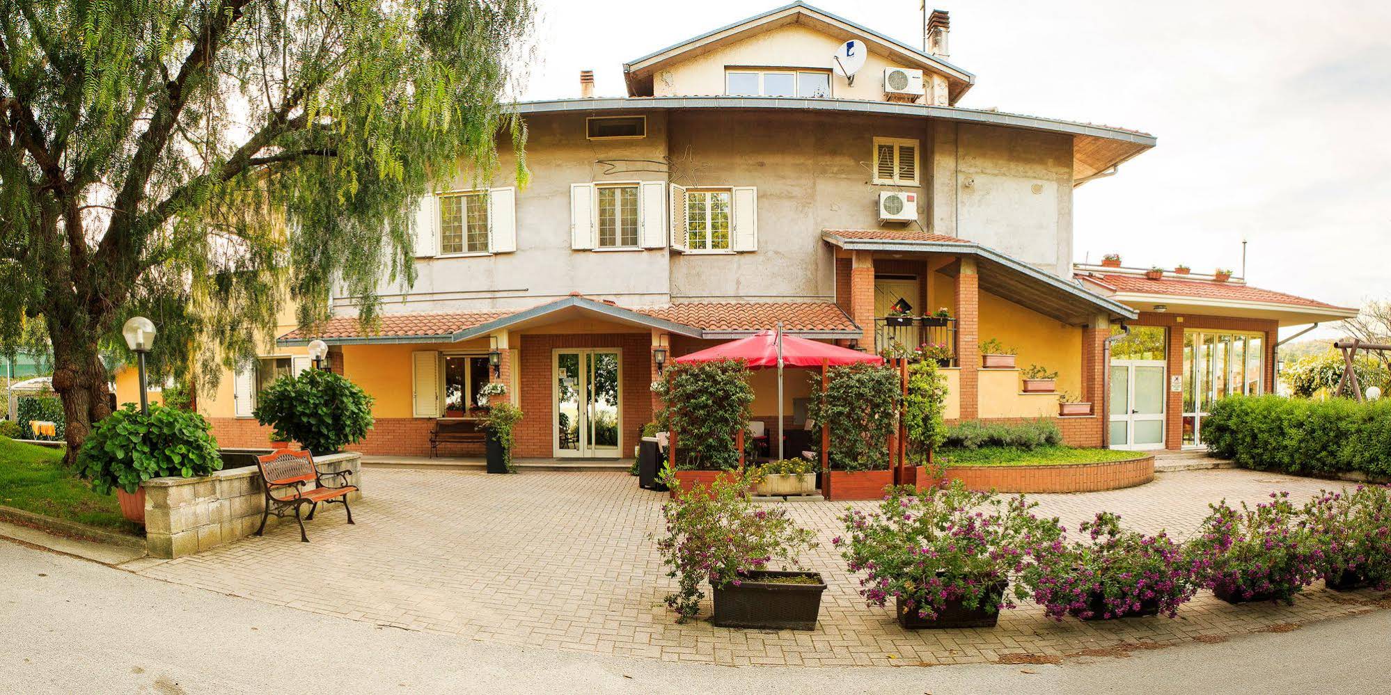 Eden Hotel Residence
