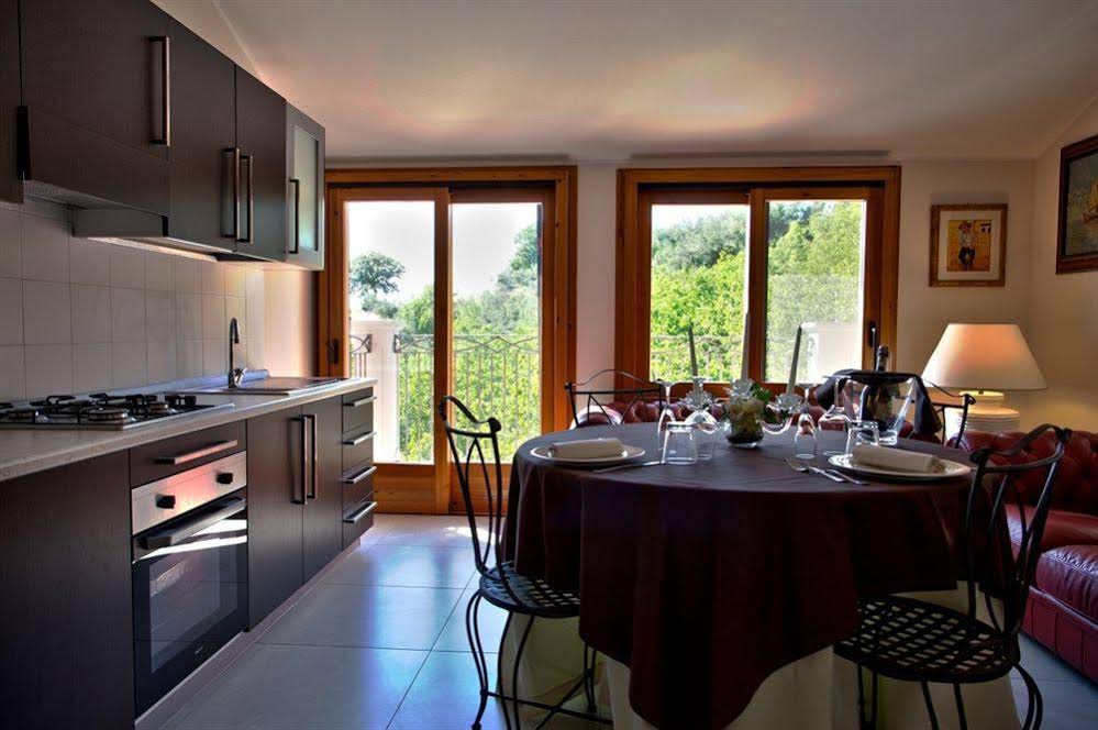 Queen Romantic House