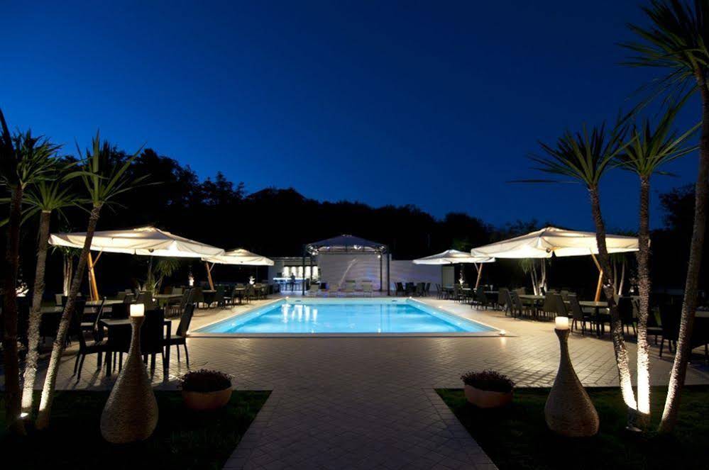 Queen Romantic House