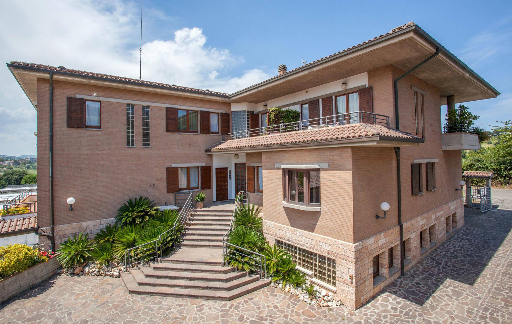 Fiori Del Conero