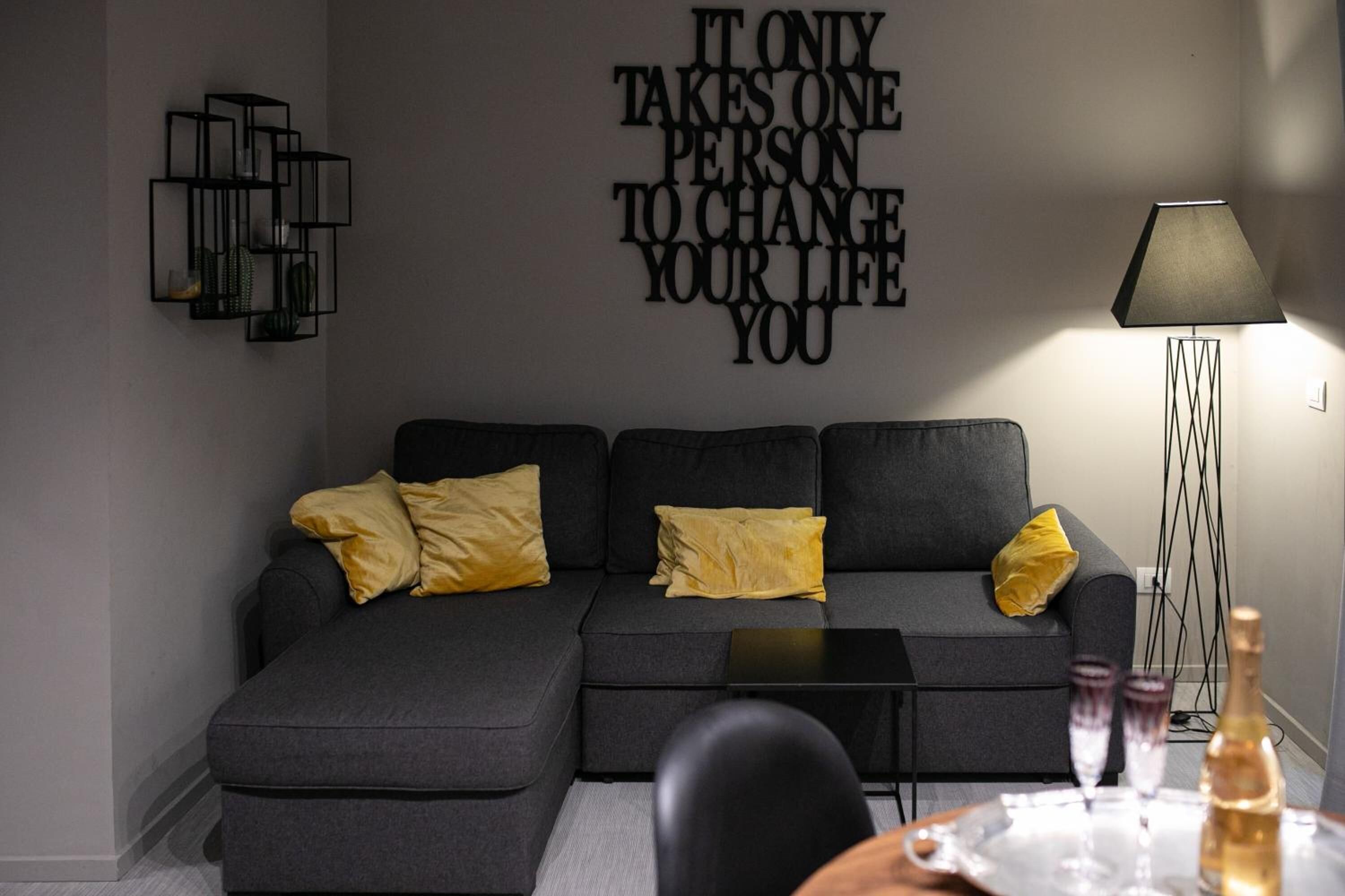 Imbriani Guest House