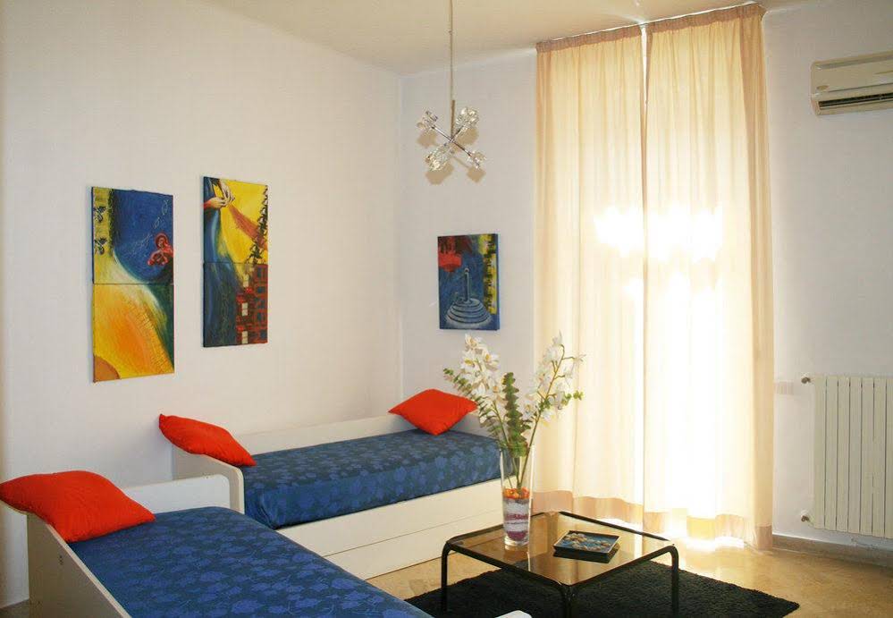 Visa Residence