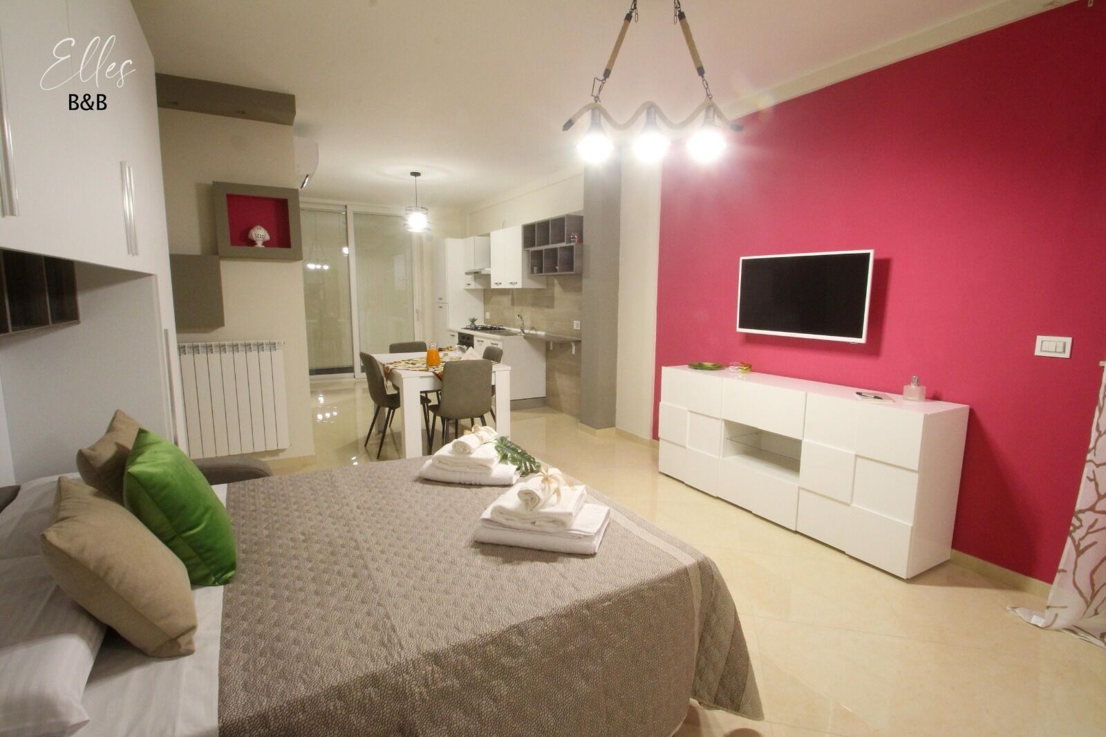 B&b Elles