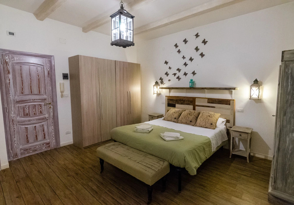 Domatia Bed and Breakfast