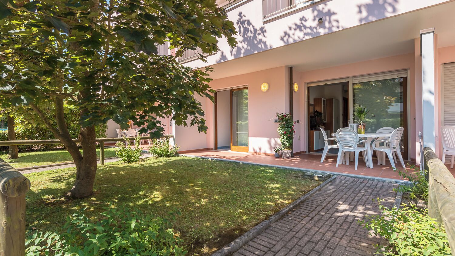 Bosco Canoro East Eco Resort