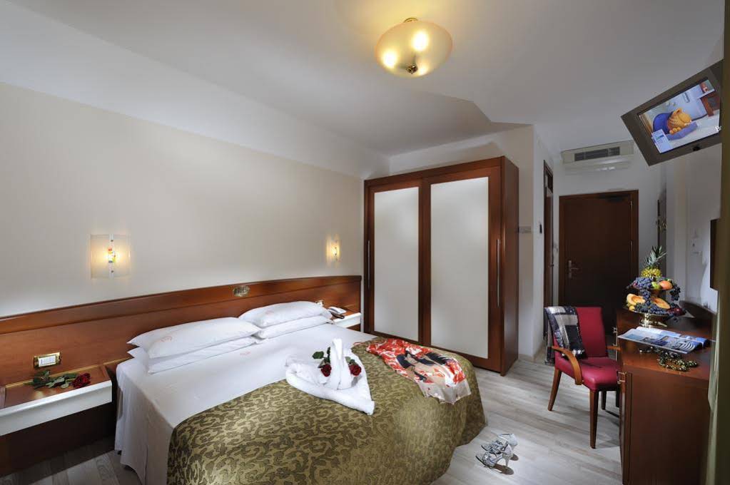 Hotel Eden