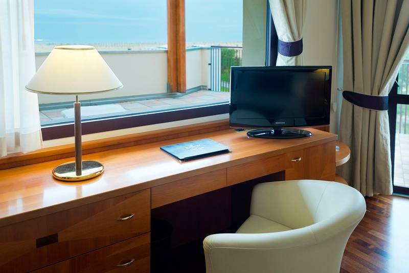 Savoy Beach Hotel & Thermal Spa