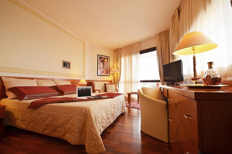 Savoy Beach Hotel & Thermal Spa